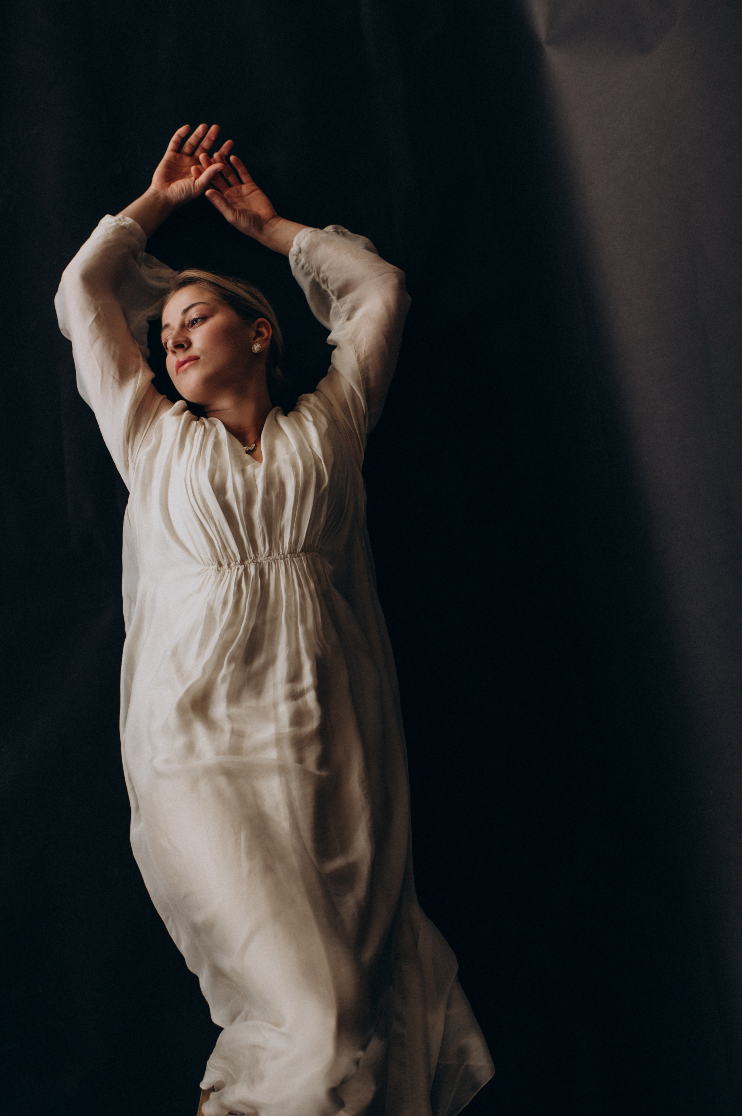 Індивідуальна фотосесія у студії Тернопіль, індивідуальна зйомка Львів. Сімейний, дитячий та індивідуальний фотограф в м. Тернопіль, м. Львів