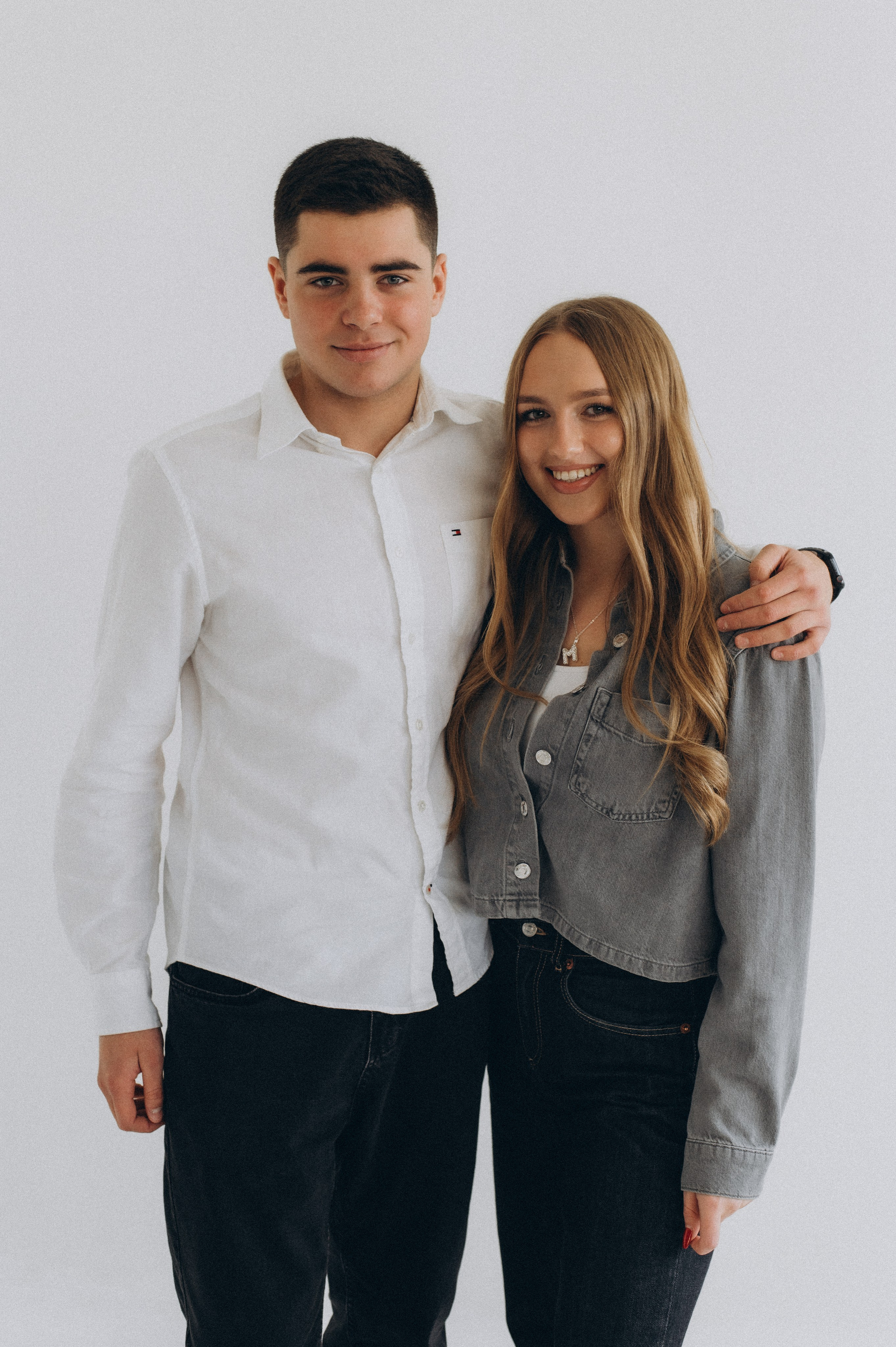 Фотосесія випускників, фотосесія на віньєтки Тернопіль, випускники Тернопіль, випуск 2025. Сімейний, дитячий та індивідуальний фотограф в м. Тернопіль, м. Львів