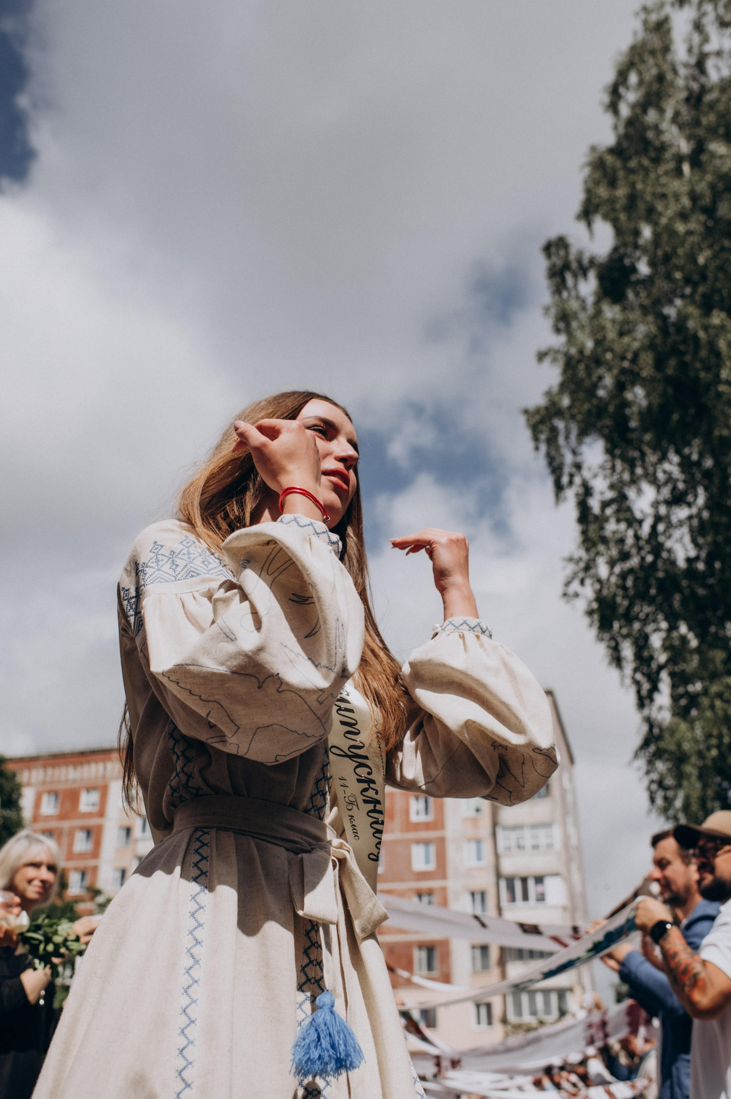 Фотосесія останнього дзвоника, фотосесія випускників Тернопіль, випускний 2024. Сімейний, дитячий та індивідуальний фотограф в м. Тернопіль, м. Львів