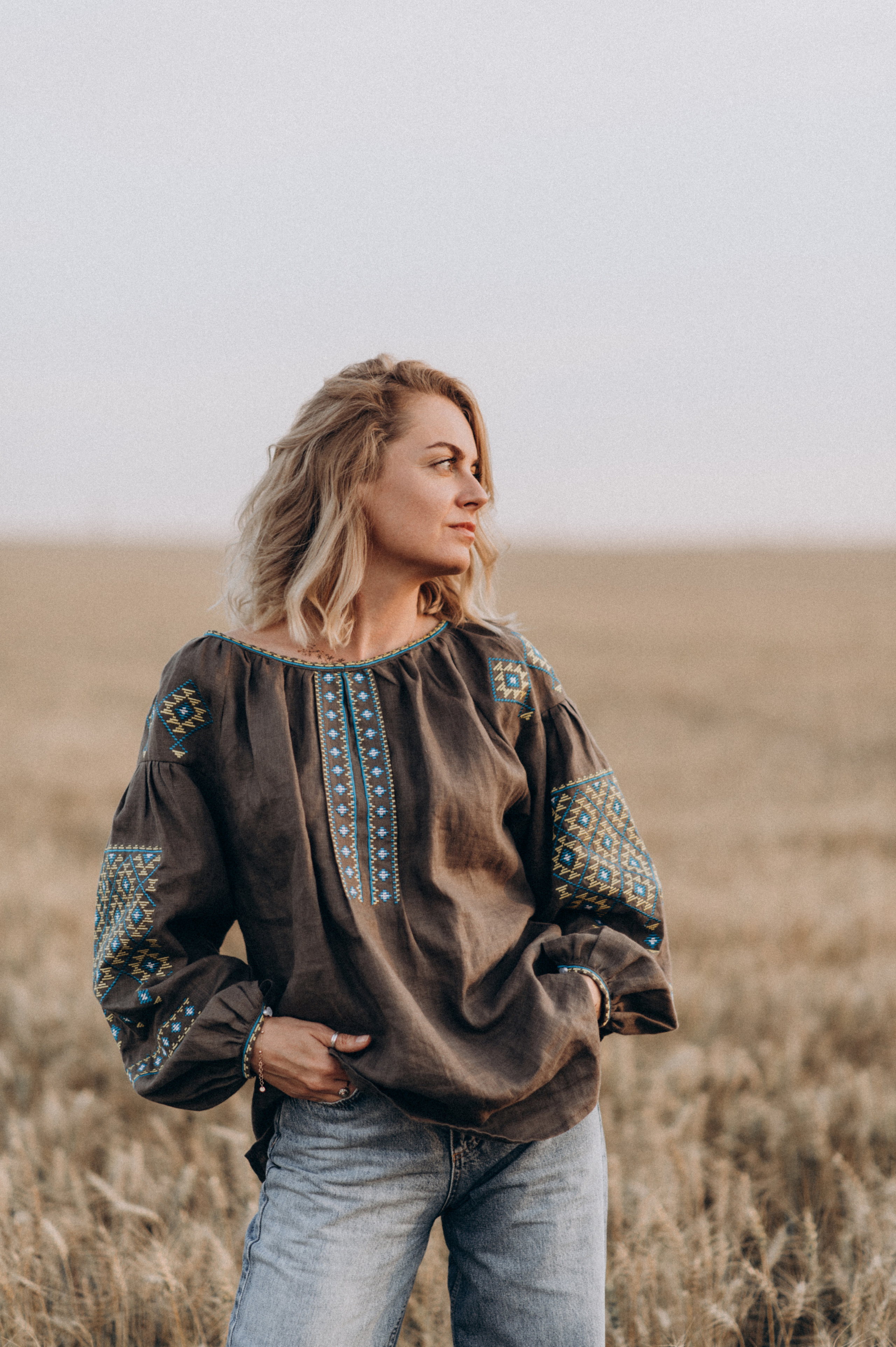 Фотосесія в пшениці та соняхах. Сімейний, дитячий та індивідуальний фотограф в м. Тернопіль, м. Львів