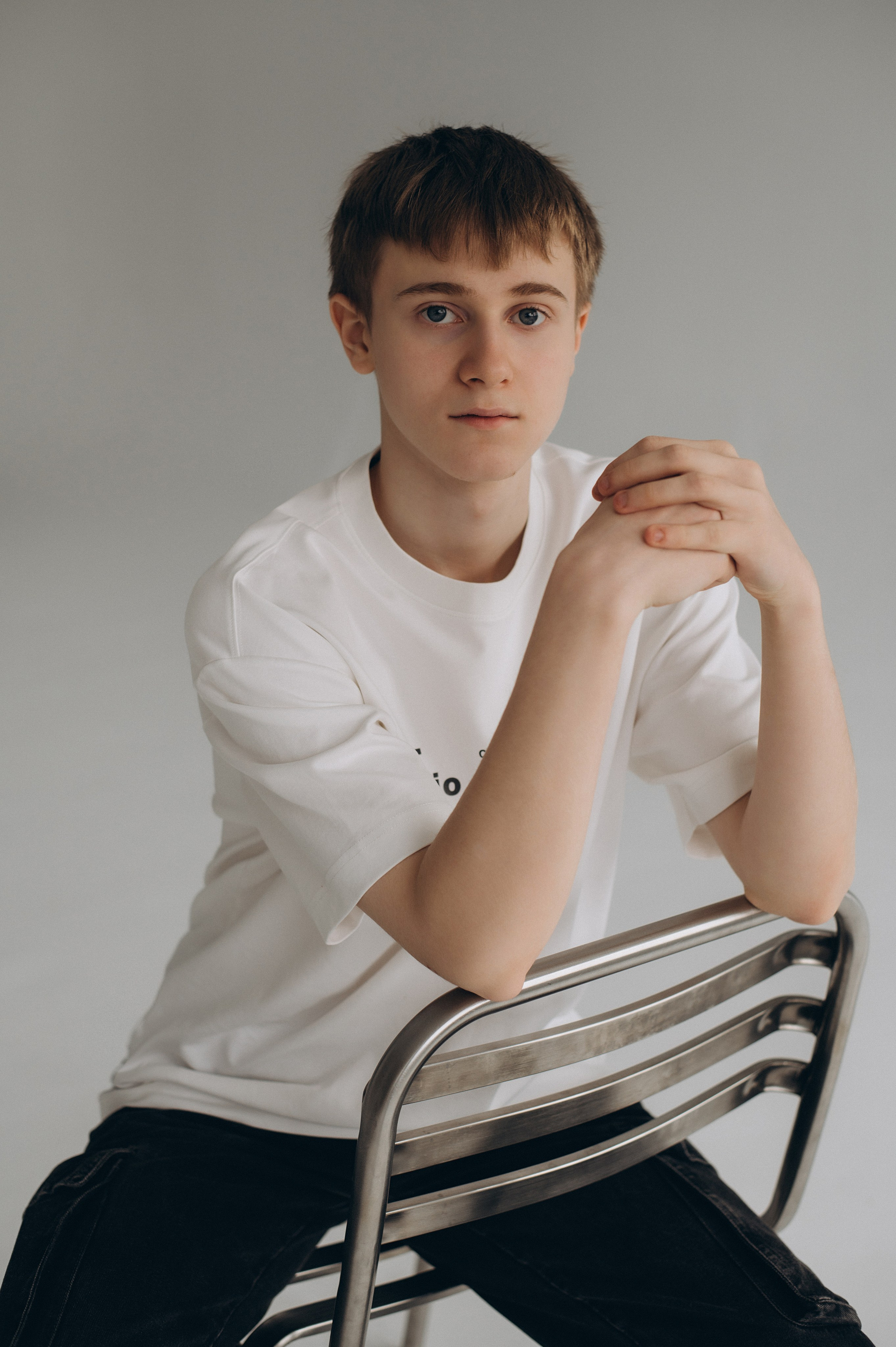 Фотосесія мама і син, сімейна фотосесія Тернопіль, зйомка мами з сином, сімейний фотограф Тернопіль, зйомка з домашнім улюбленцем. Сімейний, дитячий та індивідуальний фотограф в м. Тернопіль, м. Львів