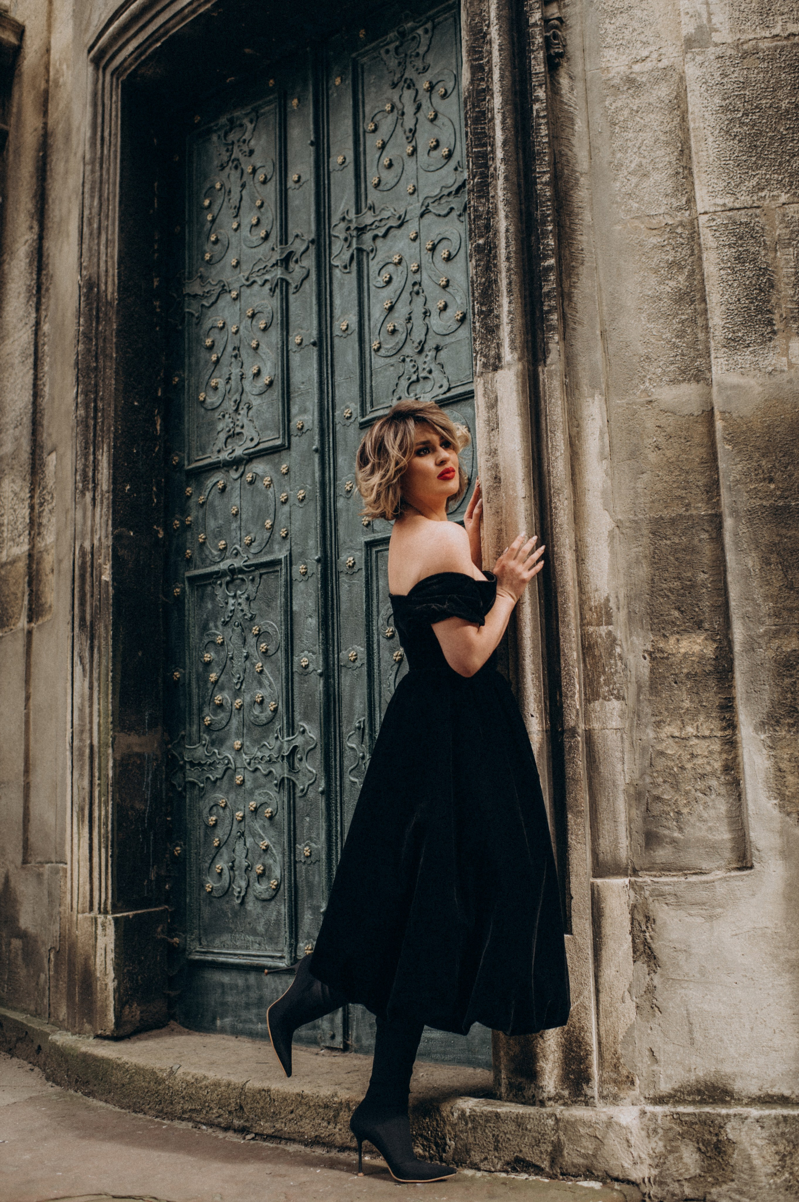 Фотосесія у м Львів індивідуальна вулична зйомка. Сімейний, дитячий та індивідуальний фотограф в м. Тернопіль, м. Львів