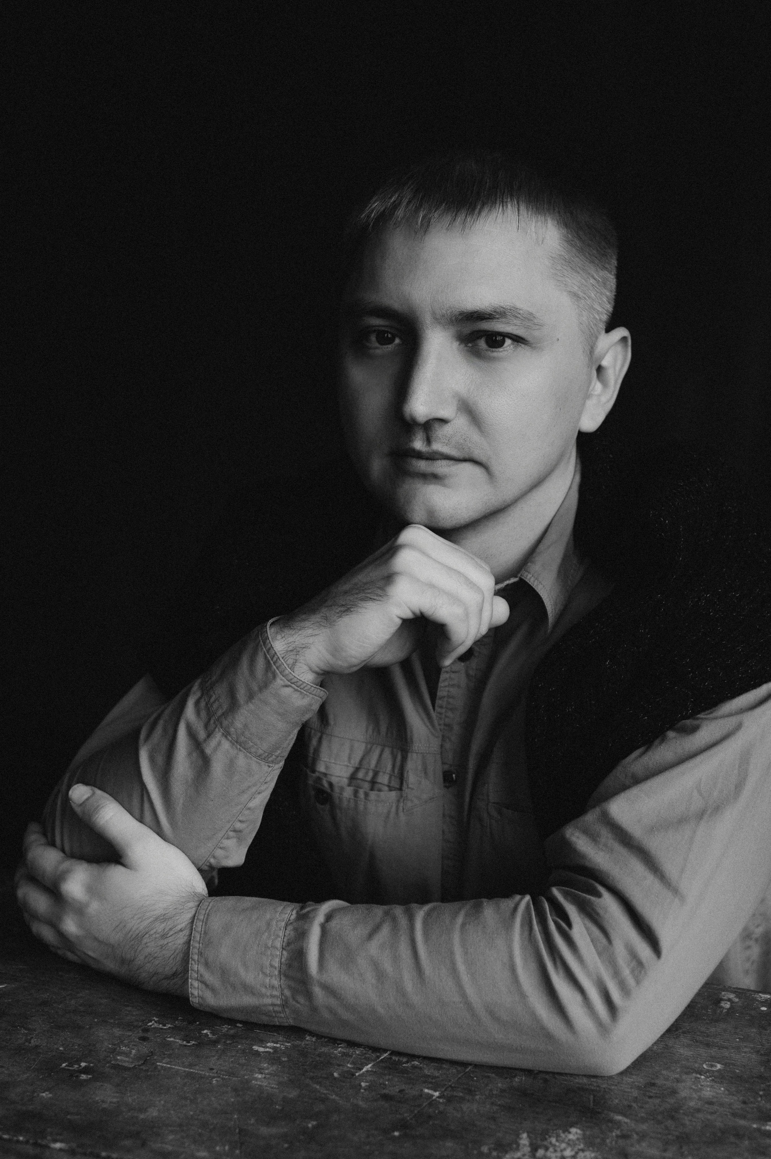 Портретна фотосесія чоловіків, чоловічий портрет, індивідуальна фотосесія Тернопіль, портретний фотограф Тернопіль. Сімейний, дитячий та індивідуальний фотограф в м. Тернопіль, м. Львів