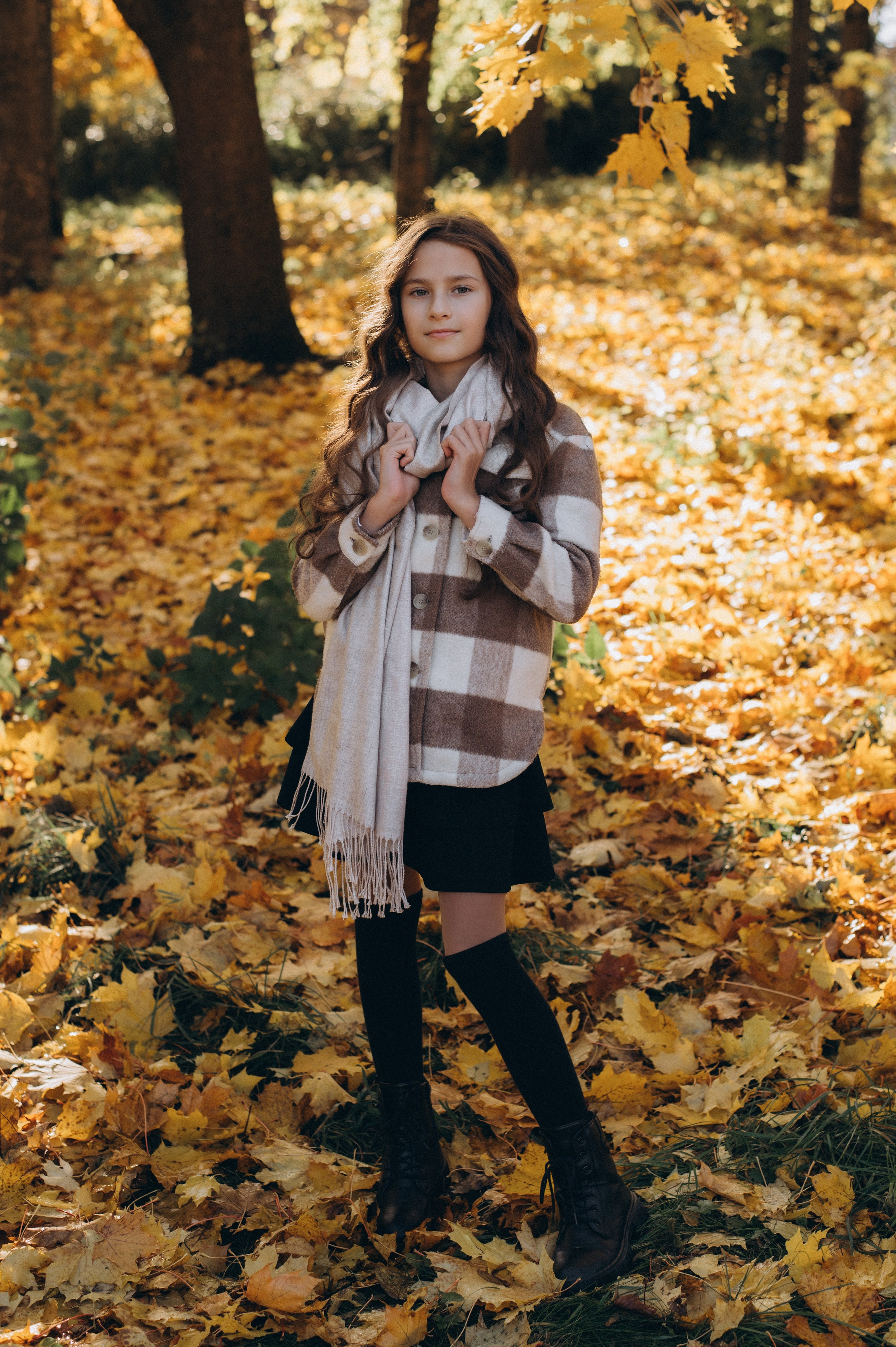 Осіння фотосесія 4 класу на віньєтки, випускні фотоальбоми Тернопіль, фотосесія випускників Тернопіль, шкільний випускний альбом Тернопіль. Сімейний, дитячий та індивідуальний фотограф в м. Тернопіль, м. Львів
