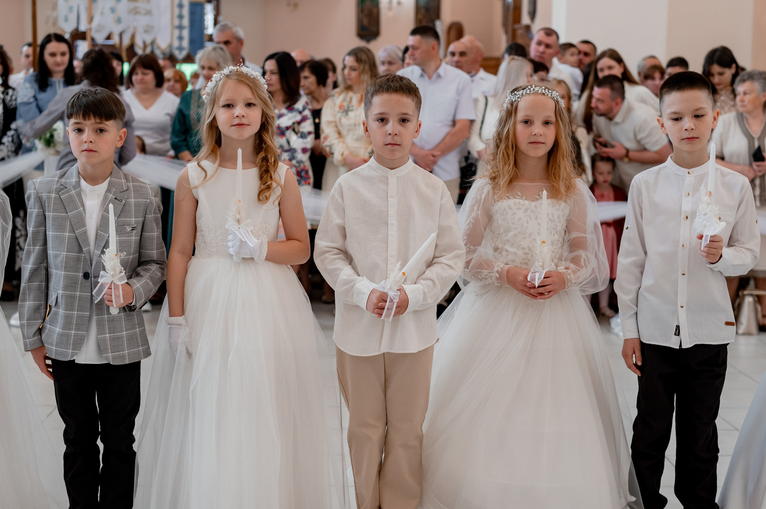 Фотосесія Першого Причастя Тернопіль, зйомка Причастя Тернопіль, Таїнство Першого Причастя Тернопіль, Катедра Причастя Тернопіль. Сімейний, дитячий та індивідуальний фотограф в м. Тернопіль, м. Львів