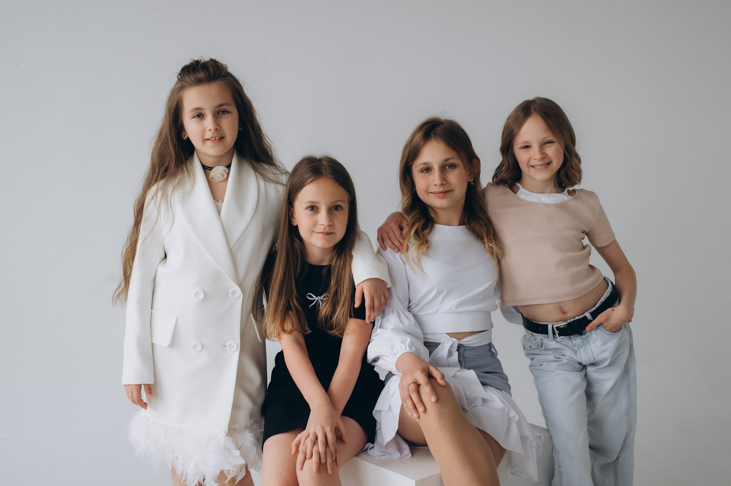 Шкільна фотосесія на віньєтки Тернопіль, фотосесія випускників Тернопіль, зйомка на віньєтки, шкільні фотоальбоми Тернопіль. Сімейний, дитячий та індивідуальний фотограф в м. Тернопіль, м. Львів