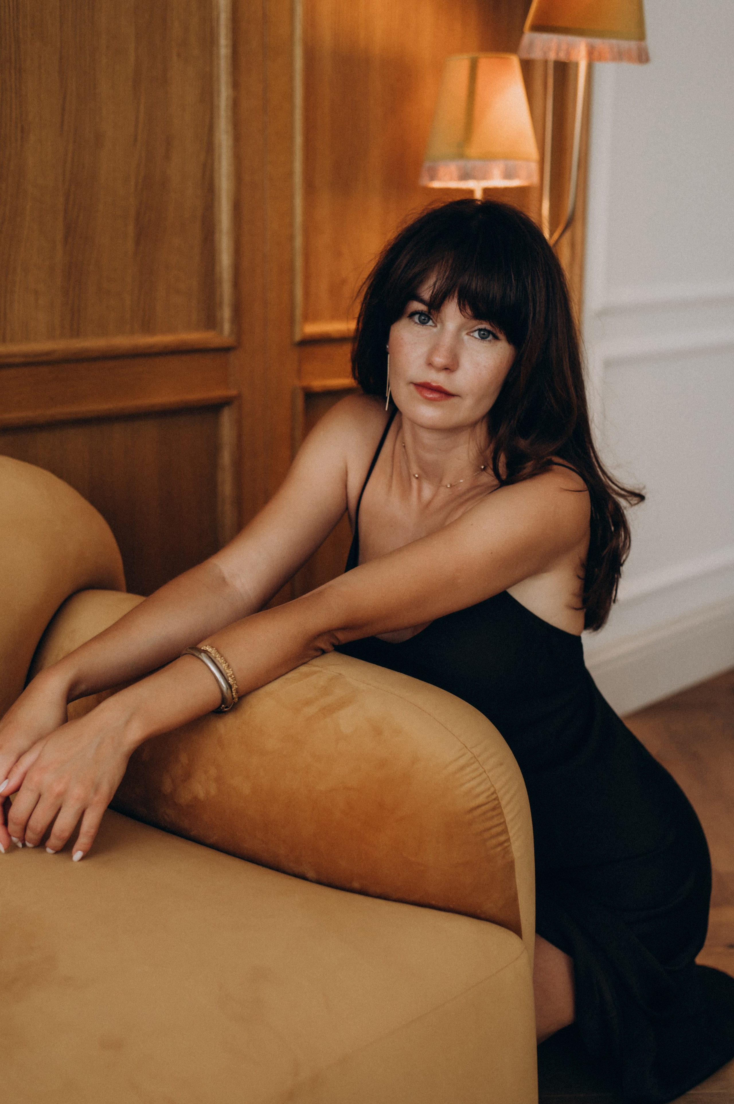 Індивідуальна фотосесія у студії Тернопіль, індивідуальна зйомка Львів. Сімейний, дитячий та індивідуальний фотограф в м. Тернопіль, м. Львів