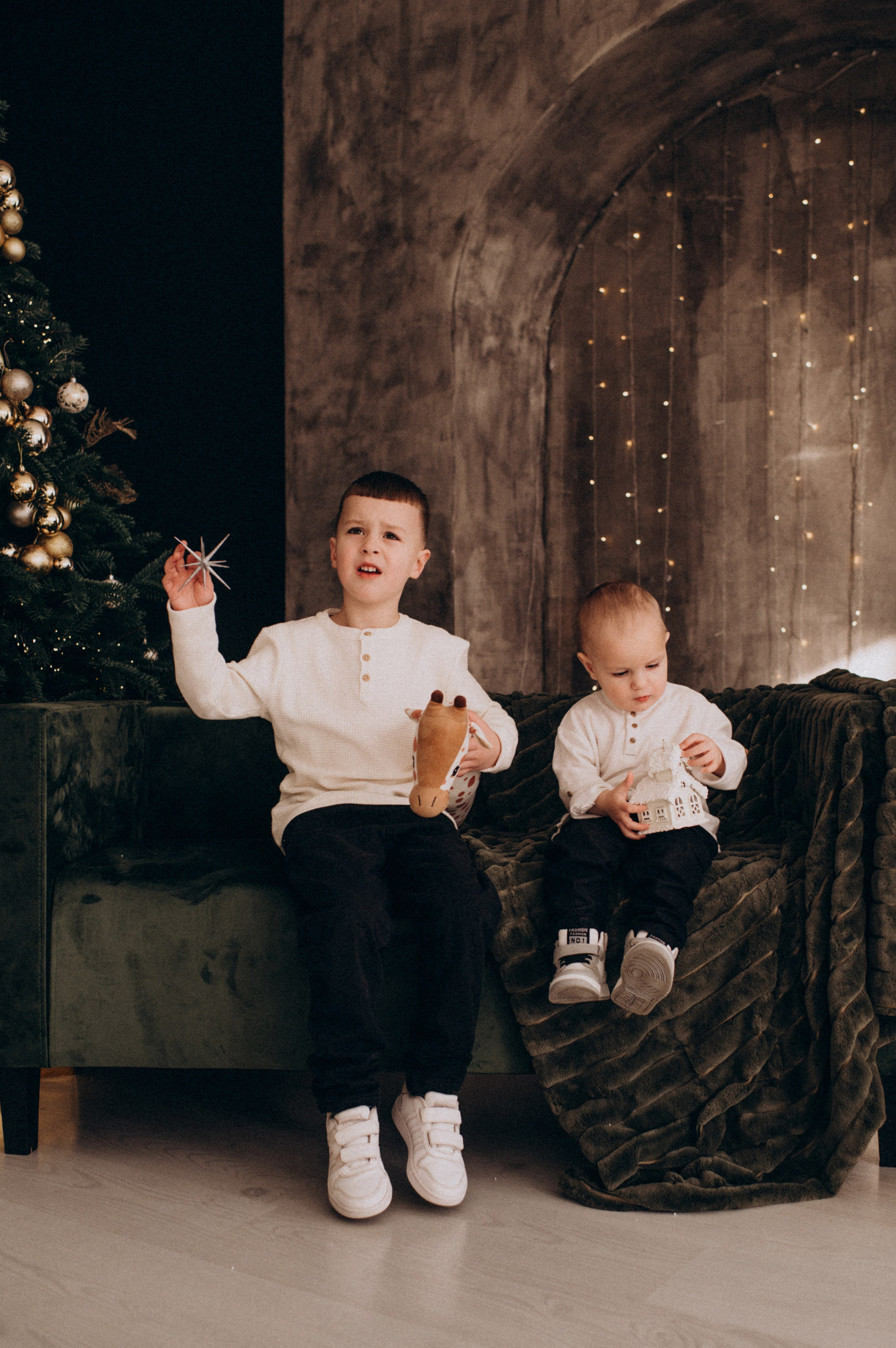 Новорічна фотосесія у студії, фотосесія Львів, сімейна фотосесія Тернопіль. Сімейний, дитячий та індивідуальний фотограф в м. Тернопіль, м. Львів