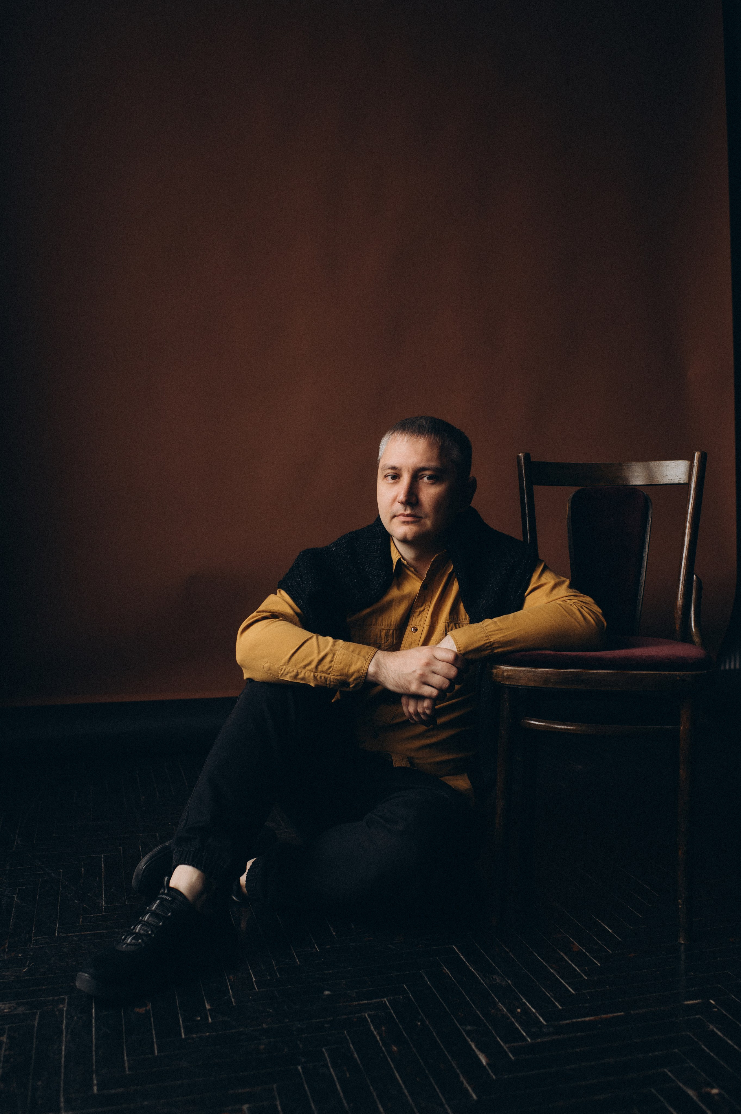 Портретна фотосесія чоловіків, чоловічий портрет, індивідуальна фотосесія Тернопіль, портретний фотограф Тернопіль. Сімейний, дитячий та індивідуальний фотограф в м. Тернопіль, м. Львів