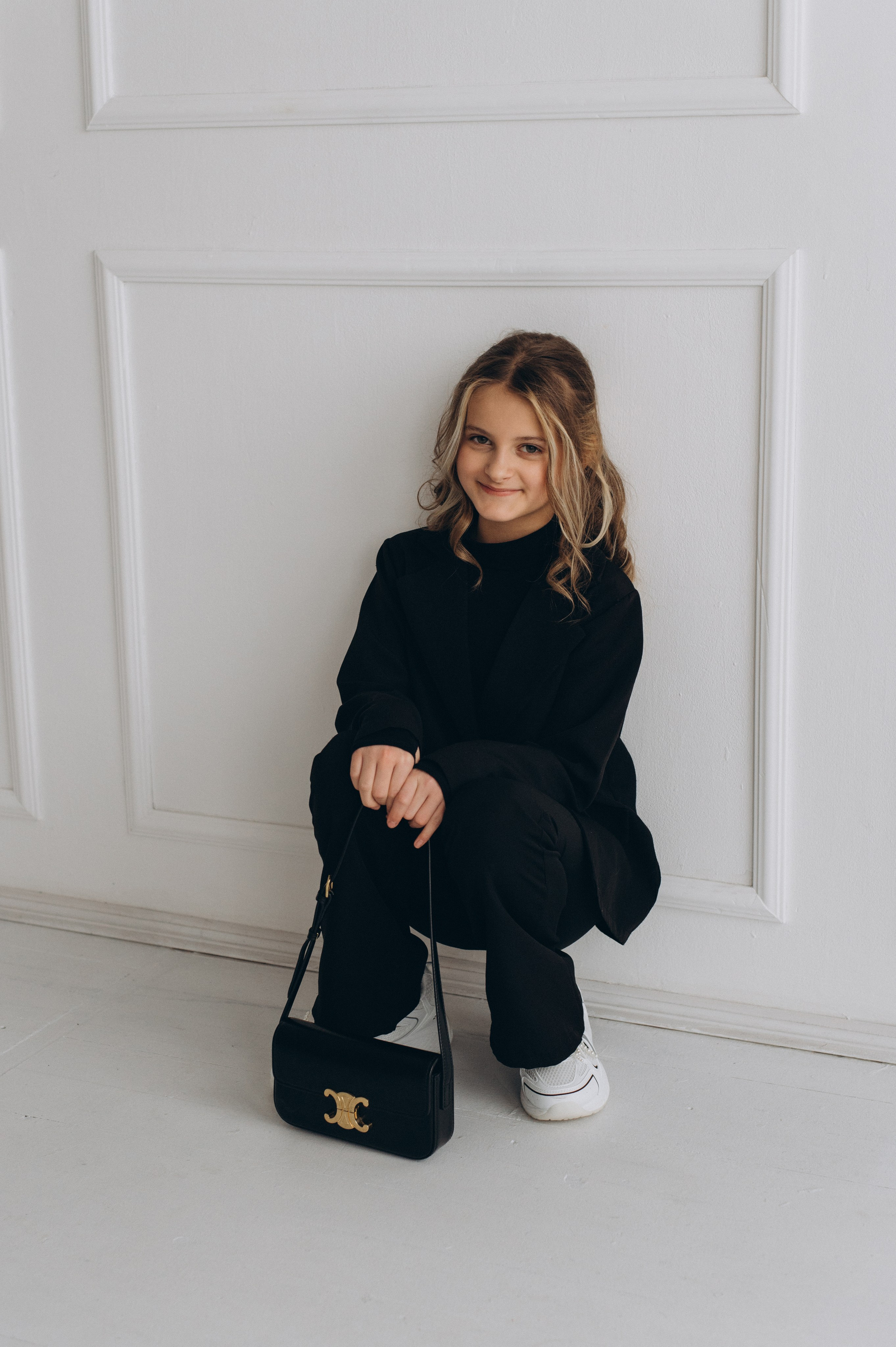 Шкільна фотосесія на віньєтки Тернопіль, шкільні альбоми, фотосесія випускників Тернопіль, випускний альбом, фотограф випускний Тернопіль. Сімейний, дитячий та індивідуальний фотограф в м. Тернопіль, м. Львів