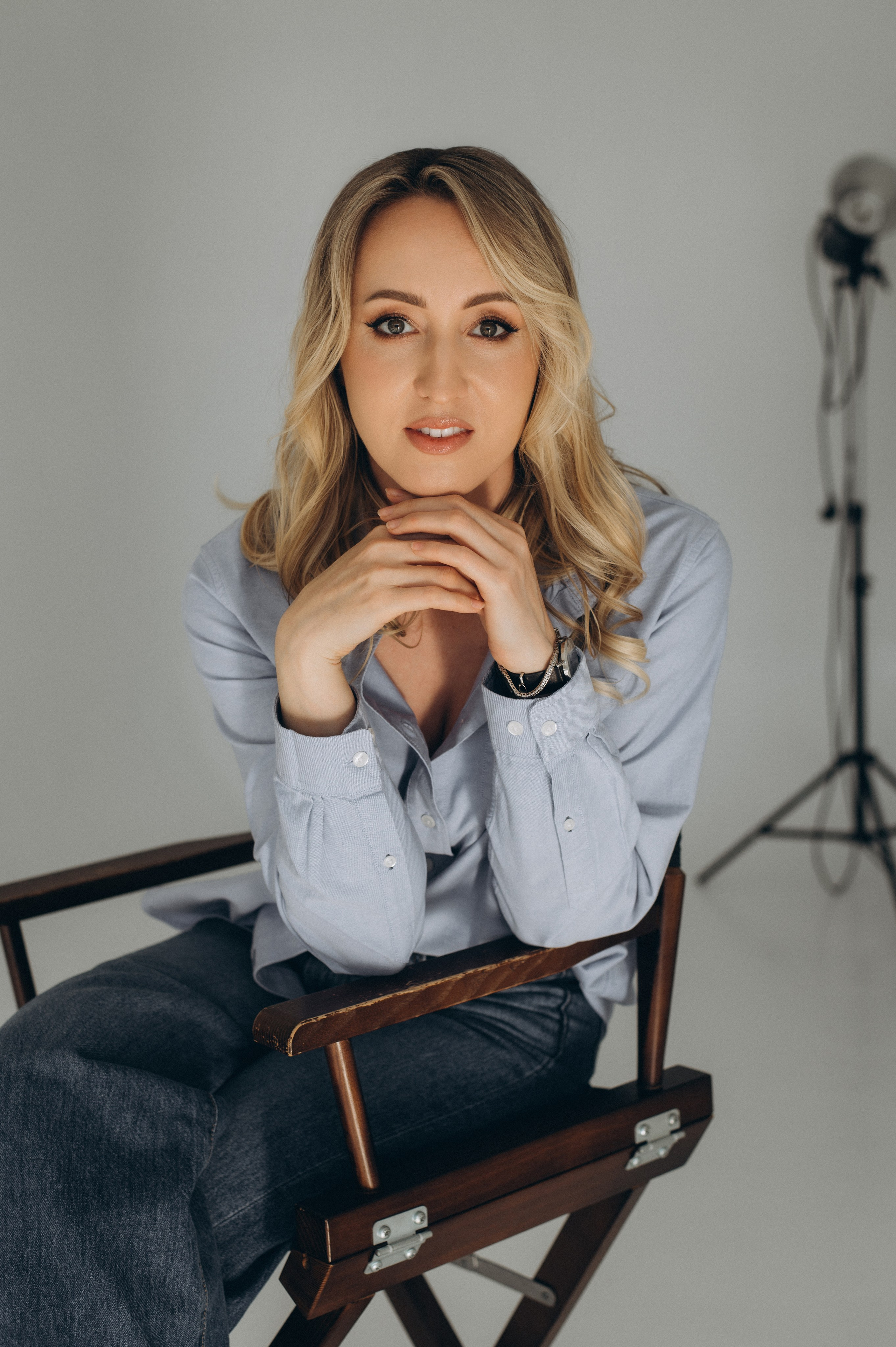 Портретна фотосесія, індивідуальна фотосесія Тернопіль, портретний фотограф Тернопіль, студійна фотосесія Тернопіль, фотосесія у студії. Сімейний, дитячий та індивідуальний фотограф в м. Тернопіль, м. Львів