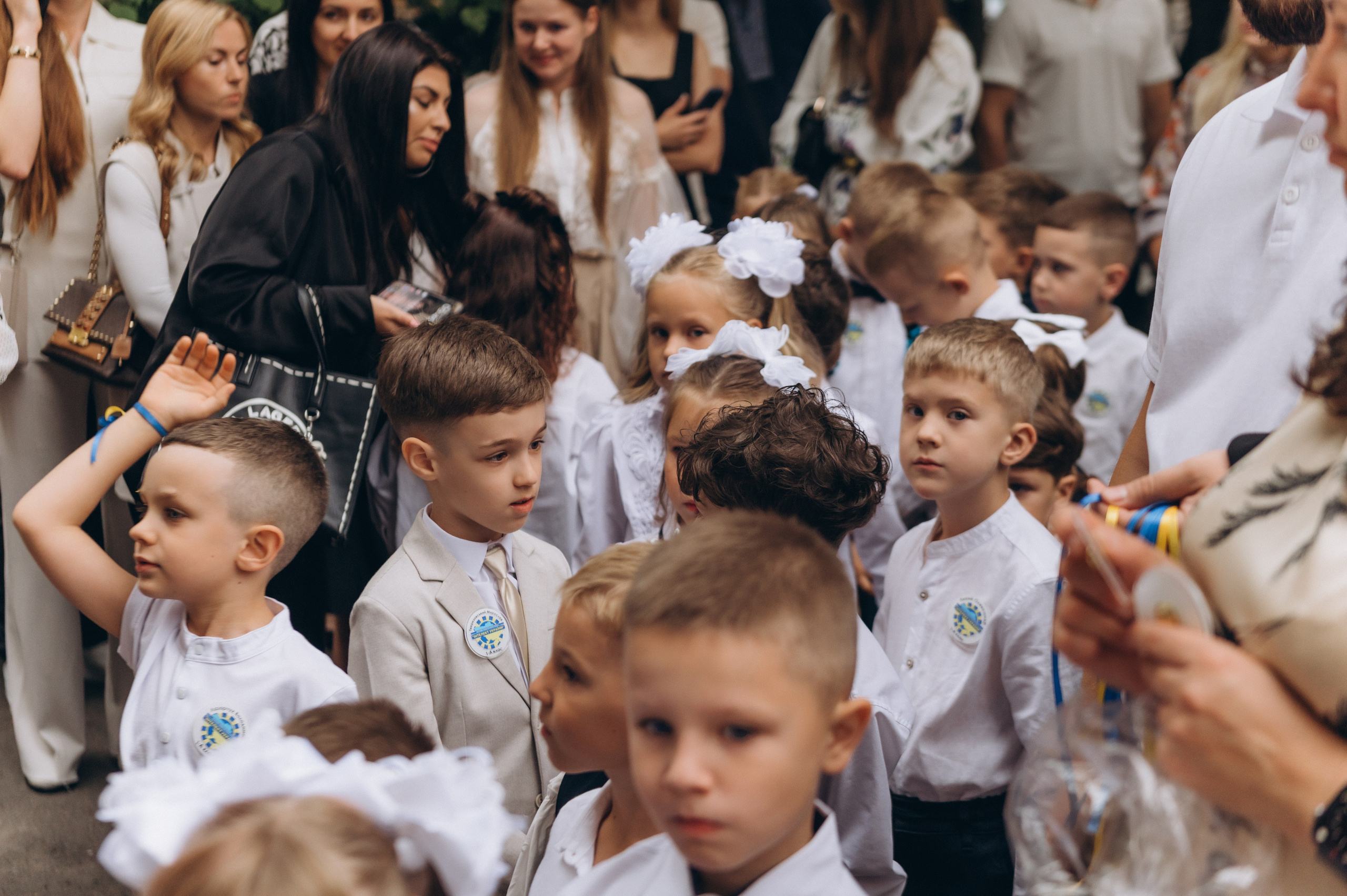 Перший дзвоник у Тернополі, фотосесія першокласників