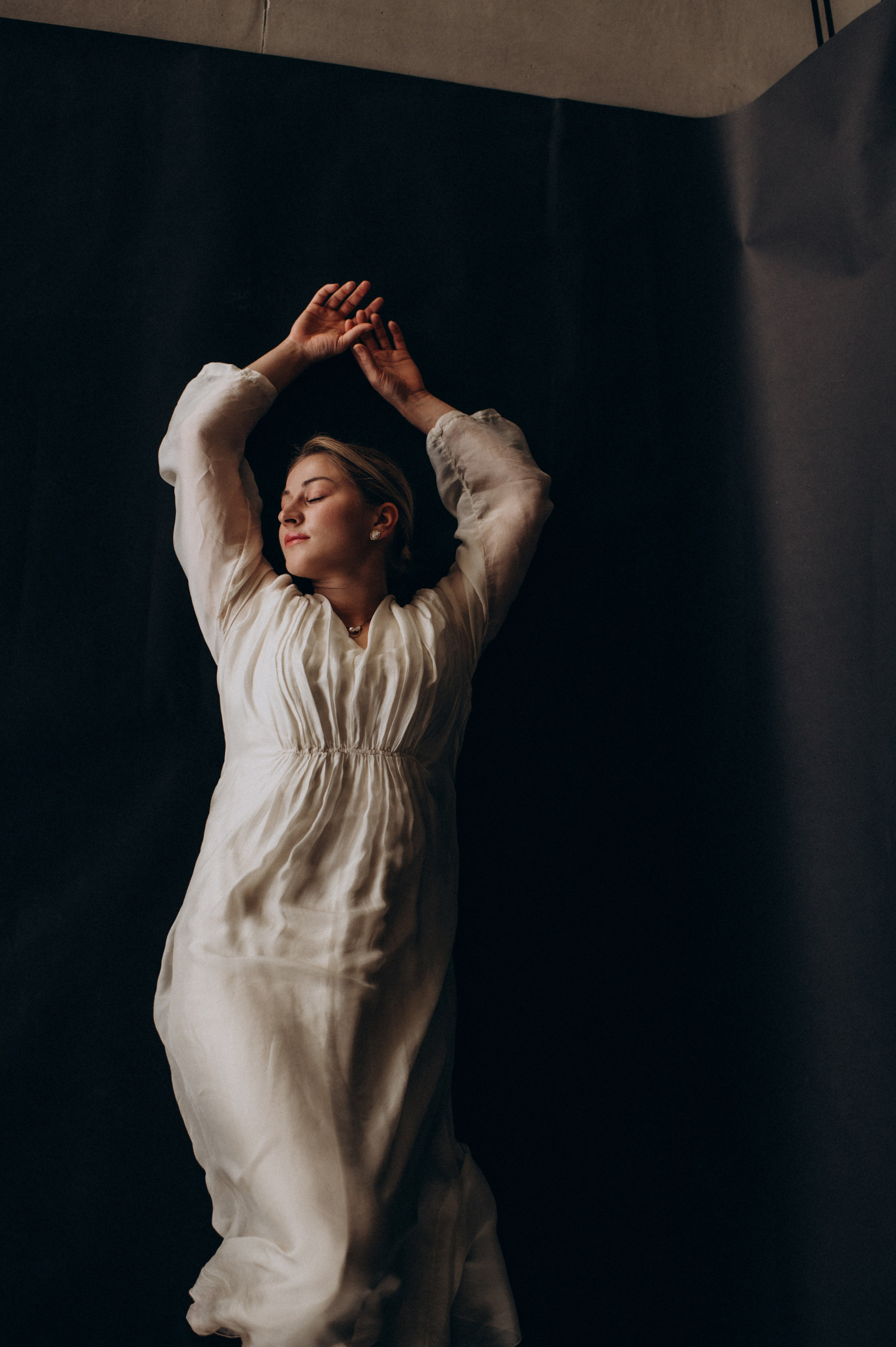 Індивідуальна фотосесія у студії Тернопіль, індивідуальна зйомка Львів. Сімейний, дитячий та індивідуальний фотограф в м. Тернопіль, м. Львів