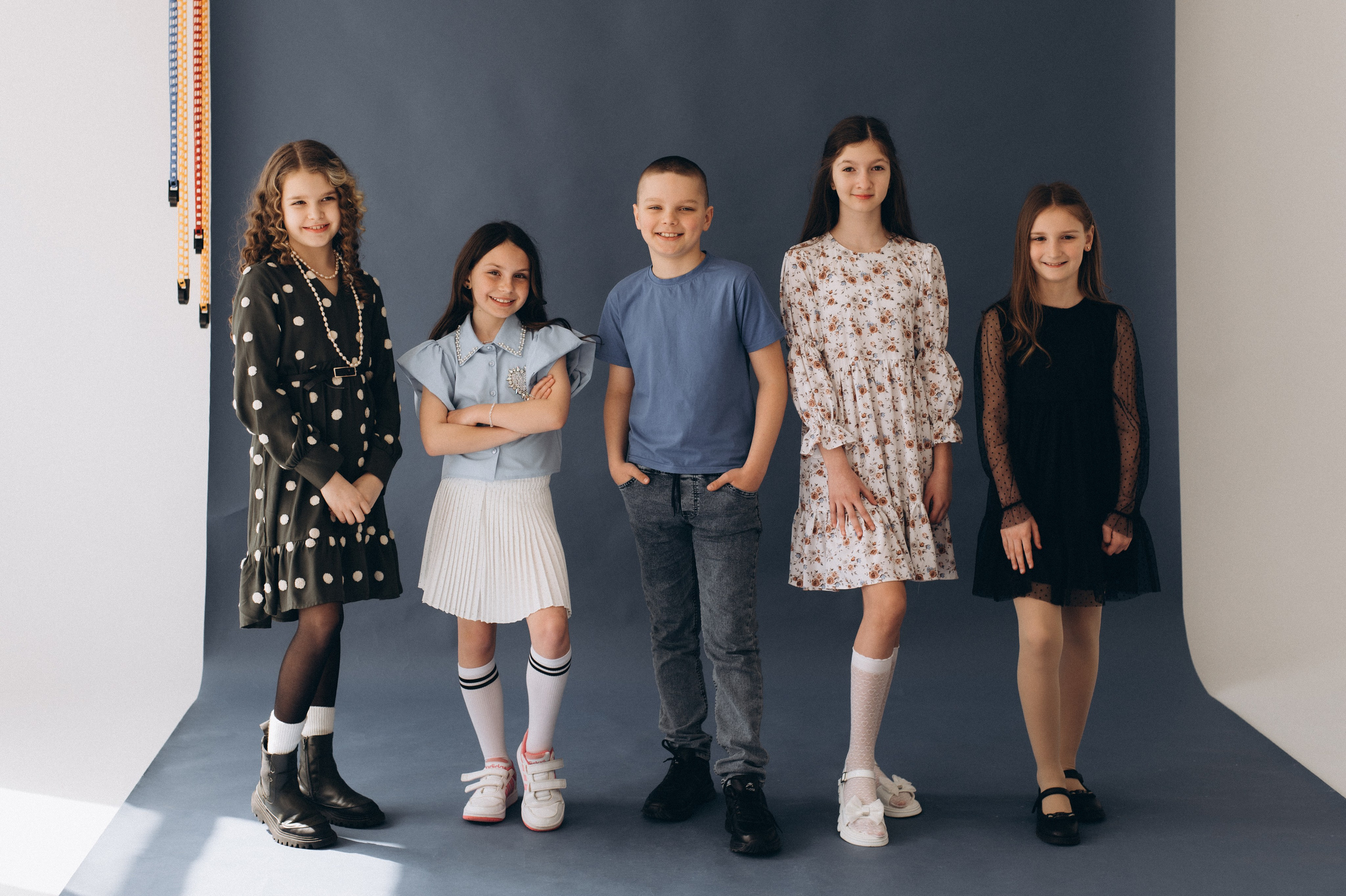 Шкільна фотосесія на віньєтки Тернопіль, шкільні альбоми, фотосесія випускників Тернопіль, випускний альбом, фотограф випускний Тернопіль. Сімейний, дитячий та індивідуальний фотограф в м. Тернопіль, м. Львів