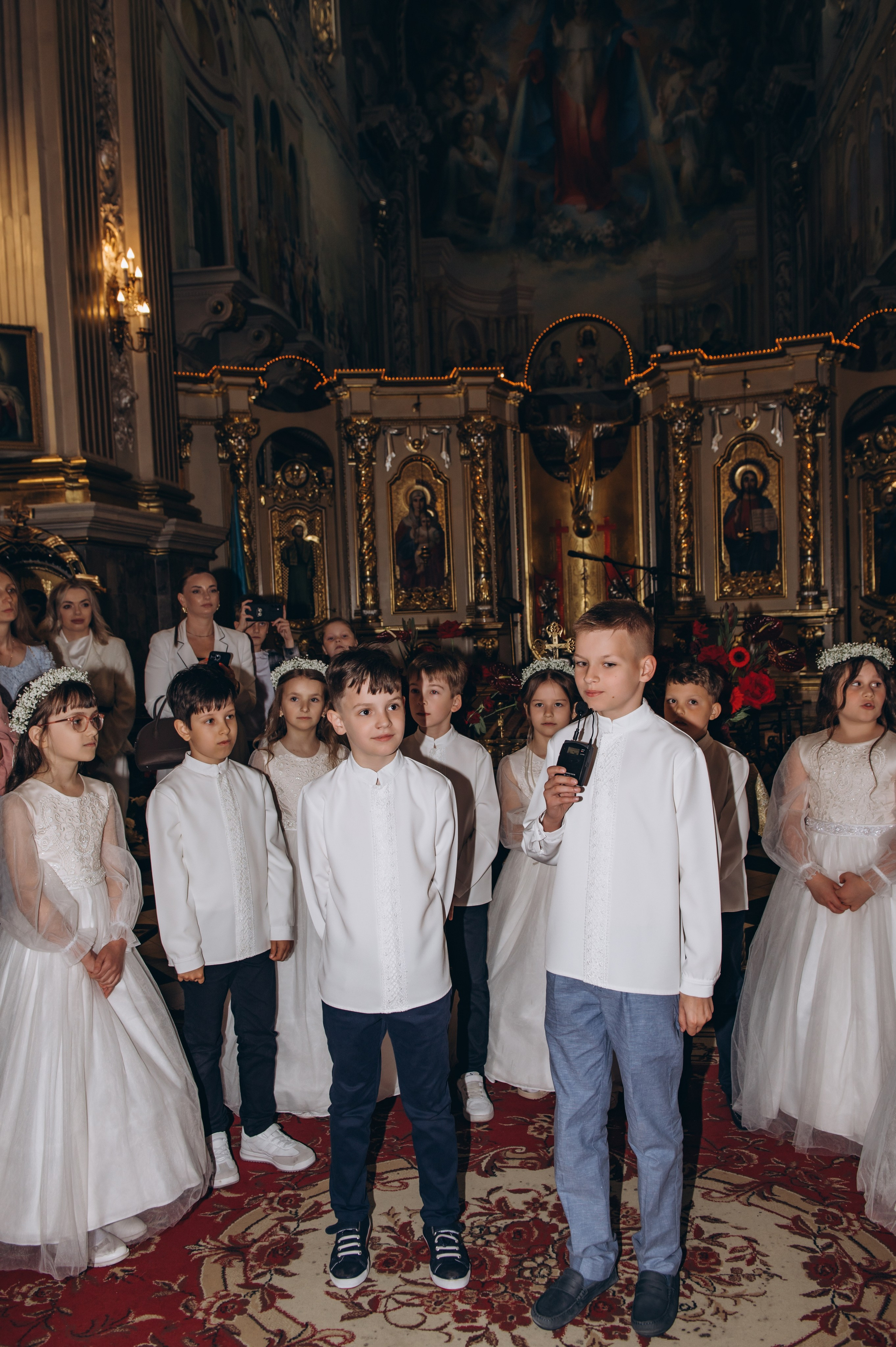 Фотосесія Першого Причастя Тернопіль, фотосесія Причастя Тернопіль, Таїнство Першого Причастя Тернопіль, Катедра Причастя Тернопіль. Сімейний, дитячий та індивідуальний фотограф в м. Тернопіль, м. Львів