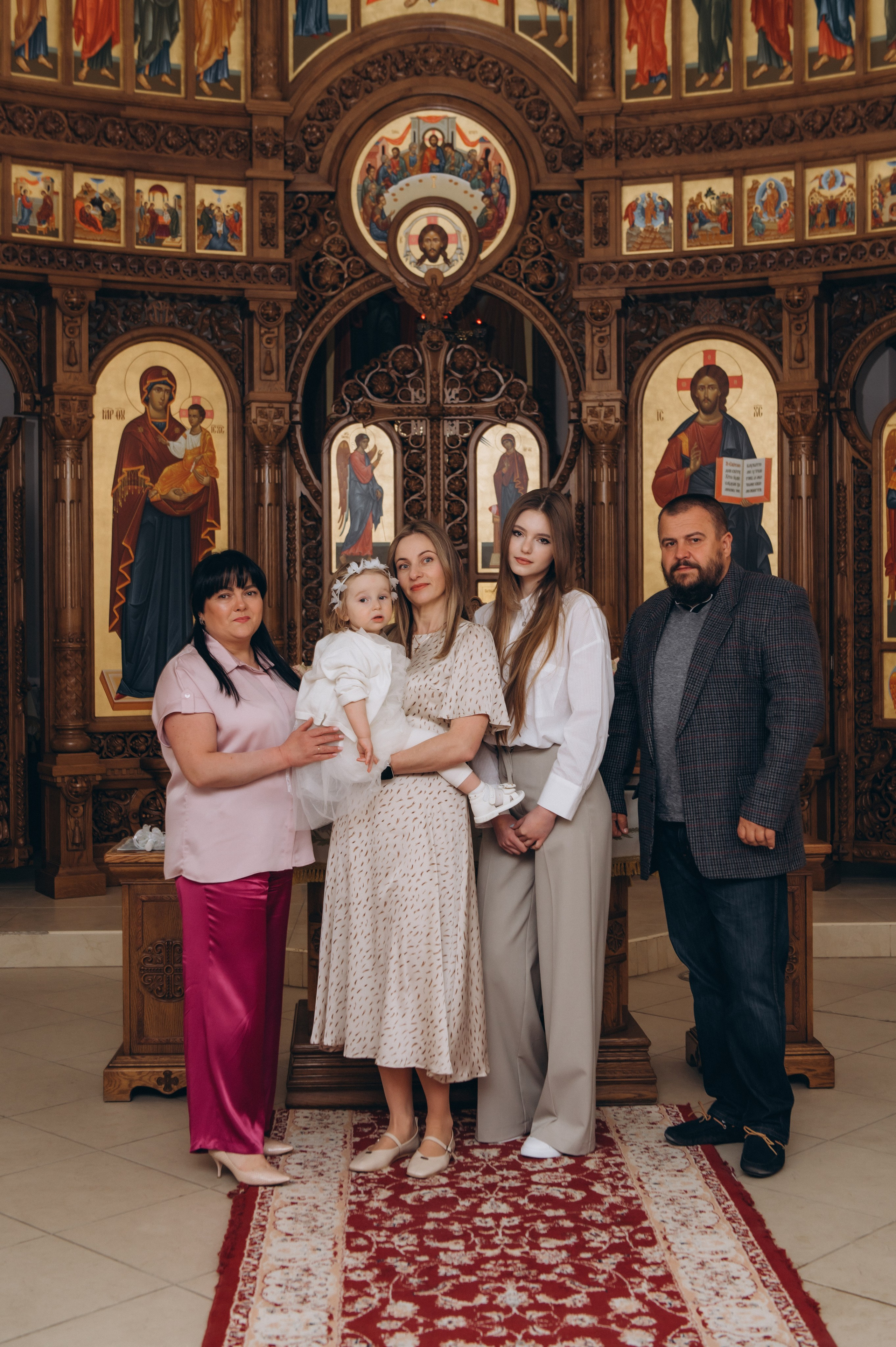 Фотосесія Хрещення Тернопіль, зйомка Хрестин Тернопіль, фотограф на хрестини Тернопіль, хрещення Львів. Сімейний, дитячий та індивідуальний фотограф в м. Тернопіль, м. Львів