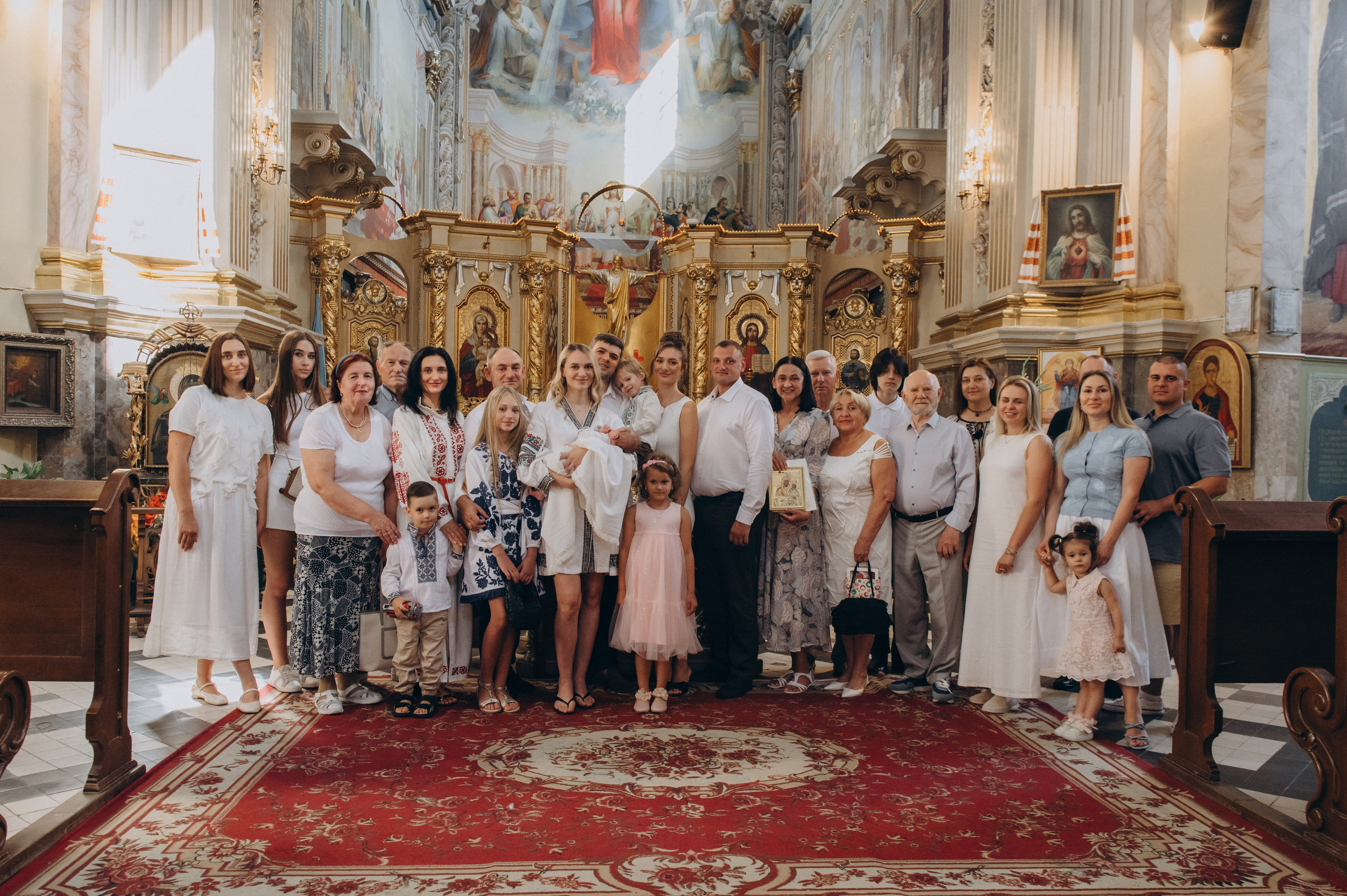 Фотосесія Хрещення Тернопіль, фотосесія хрестин Тернопіль, Катедра Тернопіль, фотосесія хрещення катедра. Сімейний, дитячий та індивідуальний фотограф в м. Тернопіль, м. Львів