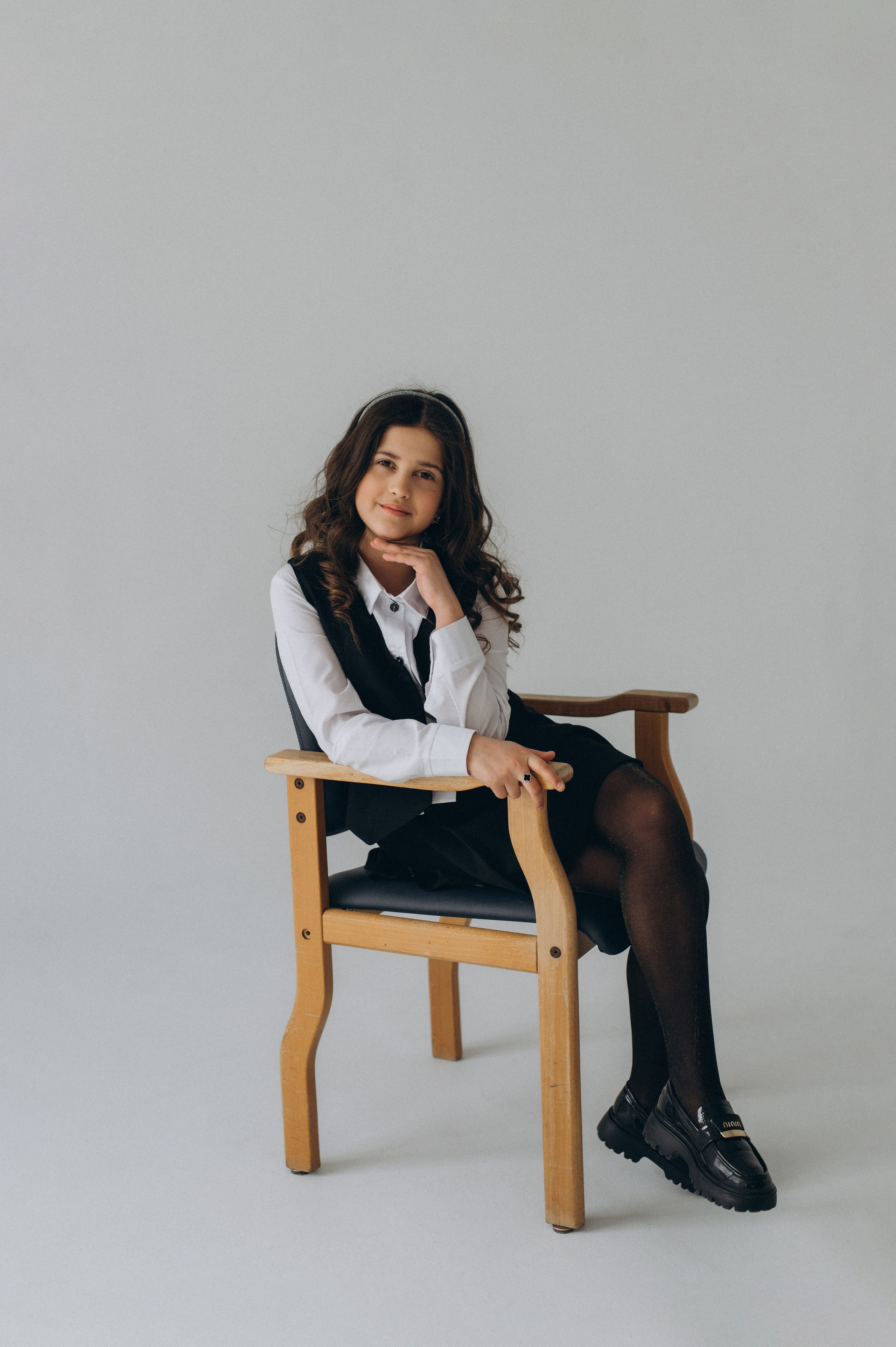 Шкільна фотосесія на віньєтки Тернопіль, шкільні альбоми, фотосесія випускників Тернопіль, випускний альбом, фотограф випускний Тернопіль. Сімейний, дитячий та індивідуальний фотограф в м. Тернопіль, м. Львів