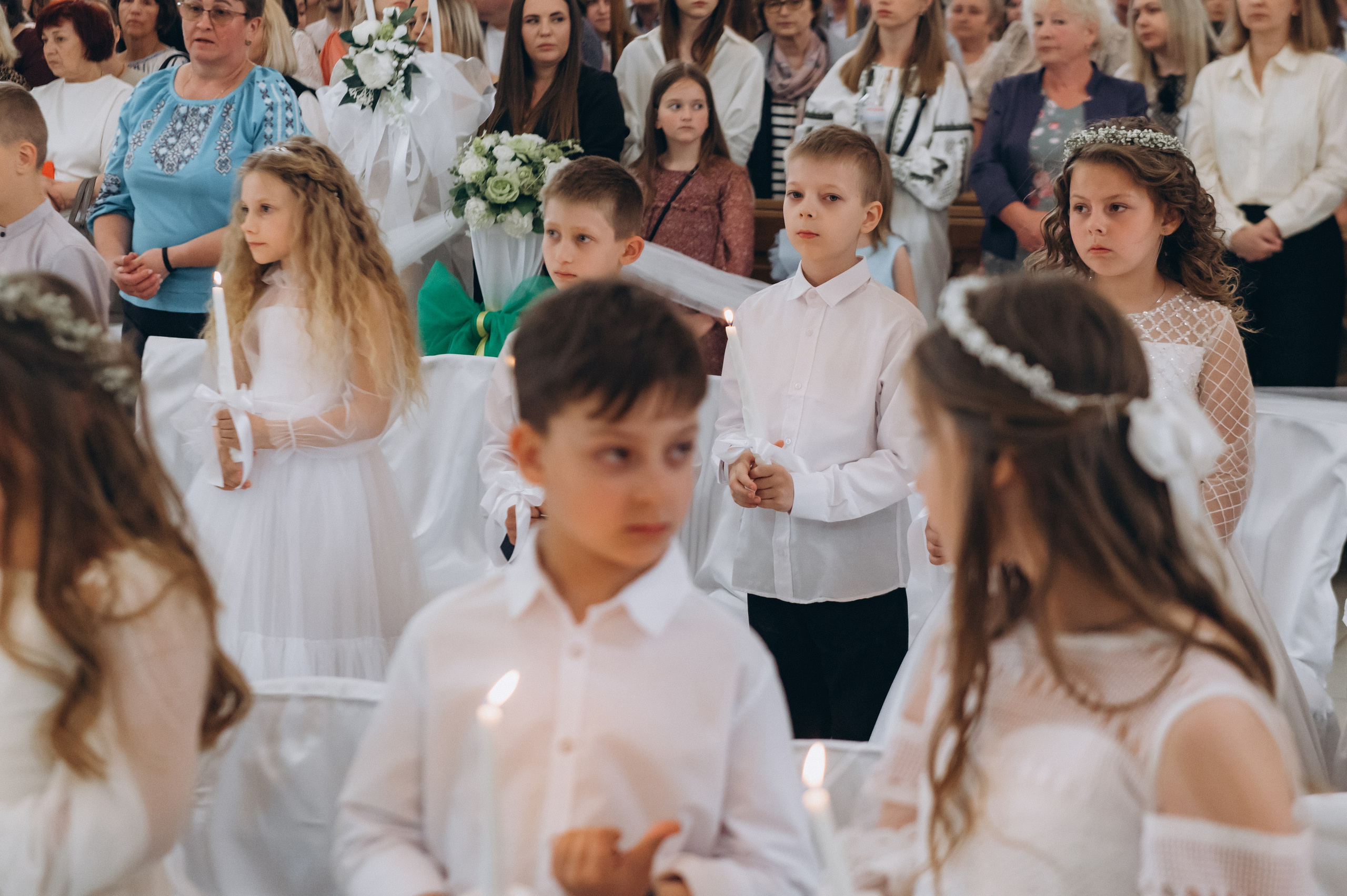 Фотосесія Причастя Тернопіль, зйомка Причастя, фотограф на Причастя Тернопіль, Причастя Львів, церква Петра і Павла. Сімейний, дитячий та індивідуальний фотограф в м. Тернопіль, м. Львів