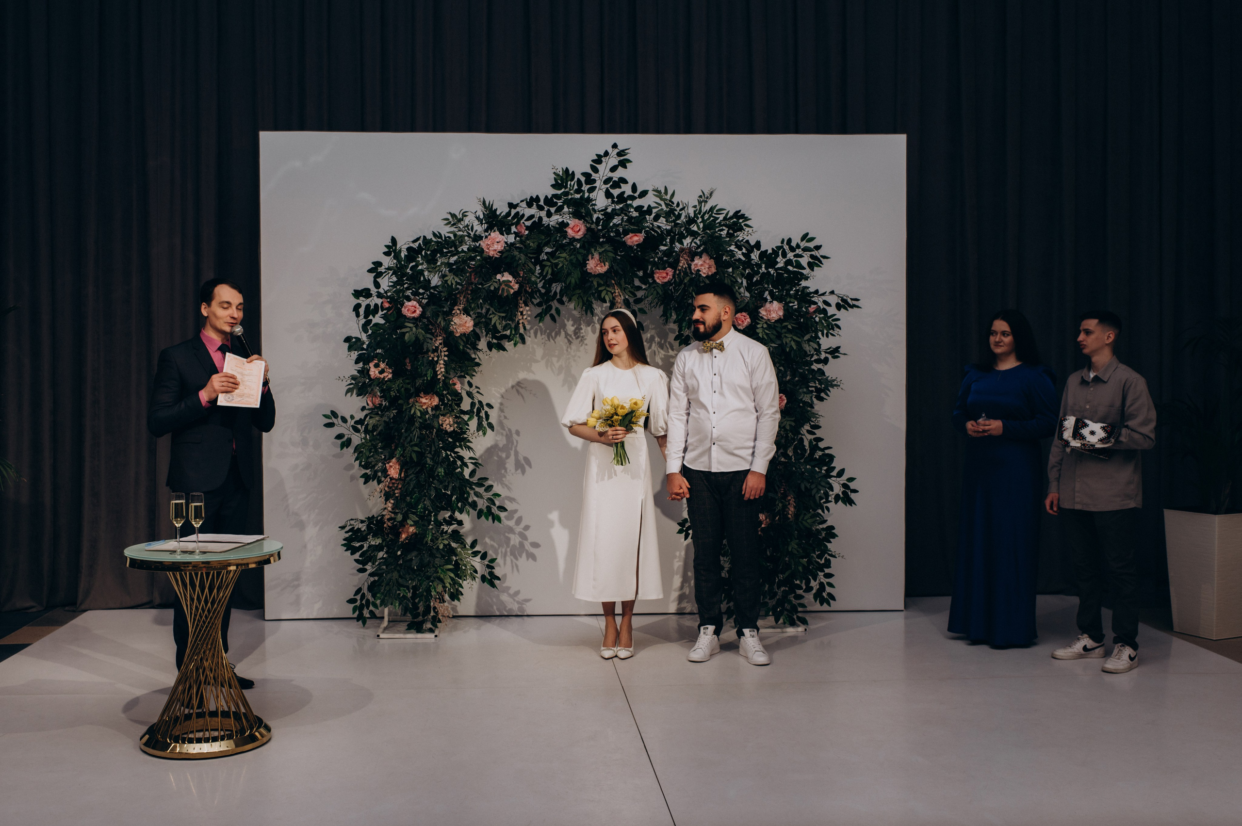 Фотосесія розпису в РАЦС Тернопіль Львів, фотосесія весілля Тернопіль. Сімейний, дитячий та індивідуальний фотограф в м. Тернопіль, м. Львів