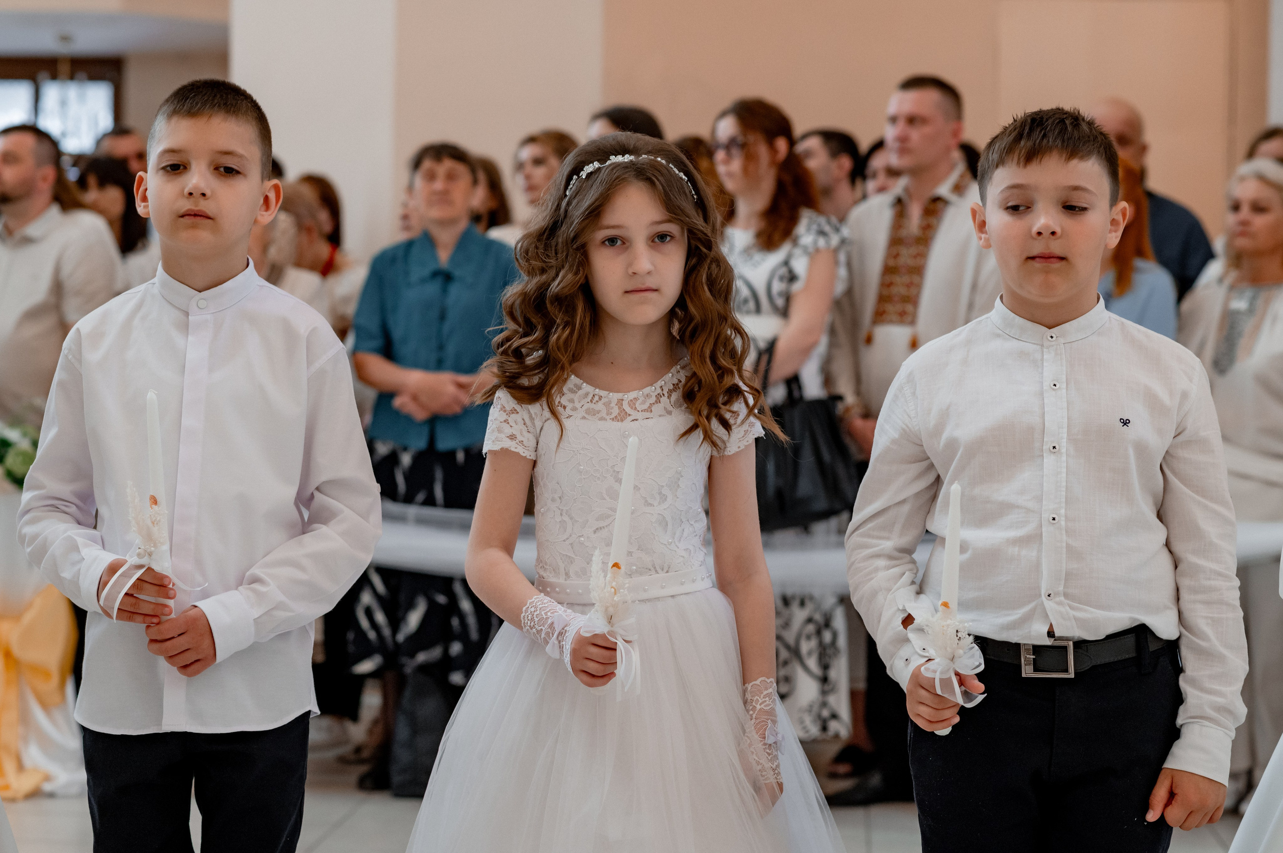 Фотосесія Першого Причастя Тернопіль, зйомка Причастя Тернопіль, Таїнство Першого Причастя Тернопіль, Катедра Причастя Тернопіль. Сімейний, дитячий та індивідуальний фотограф в м. Тернопіль, м. Львів