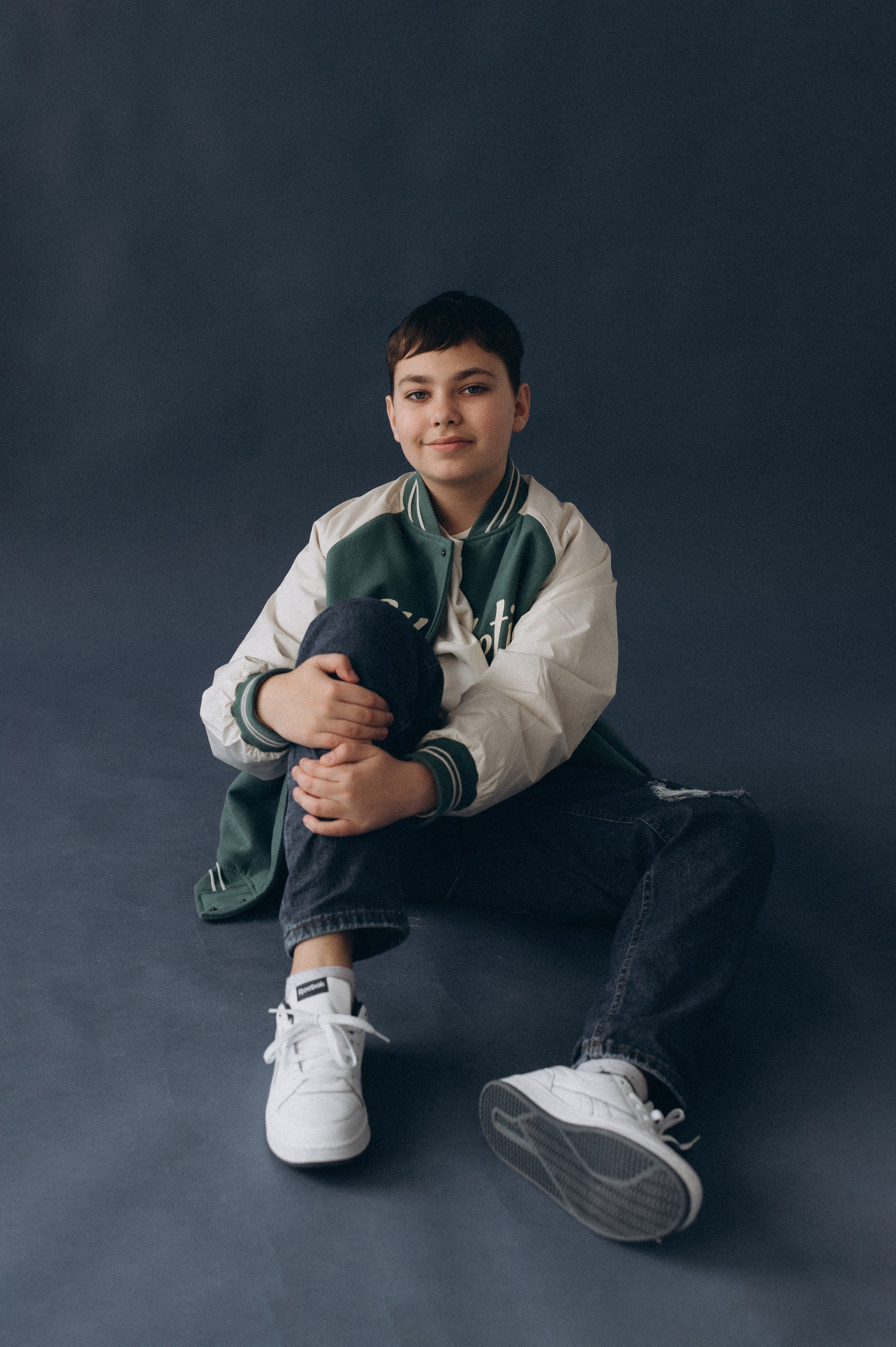 Шкільна фотосесія на віньєтки Тернопіль, шкільні альбоми, фотосесія випускників Тернопіль, випускний альбом, фотограф випускний Тернопіль. Сімейний, дитячий та індивідуальний фотограф в м. Тернопіль, м. Львів