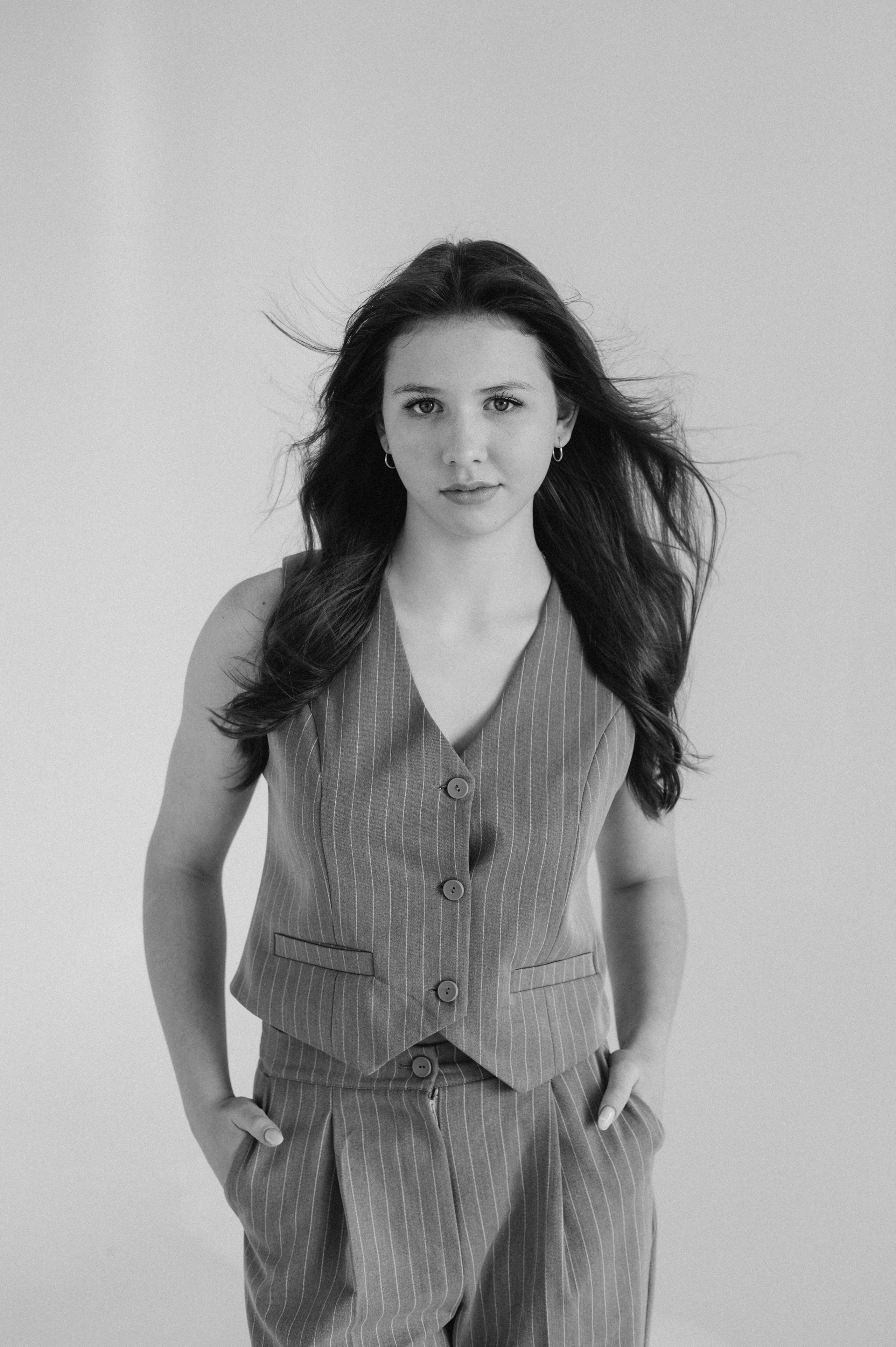 Фотосесія випускників, фотосесія на віньєтки Тернопіль, випускники Тернопіль, випуск 2025. Сімейний, дитячий та індивідуальний фотограф в м. Тернопіль, м. Львів