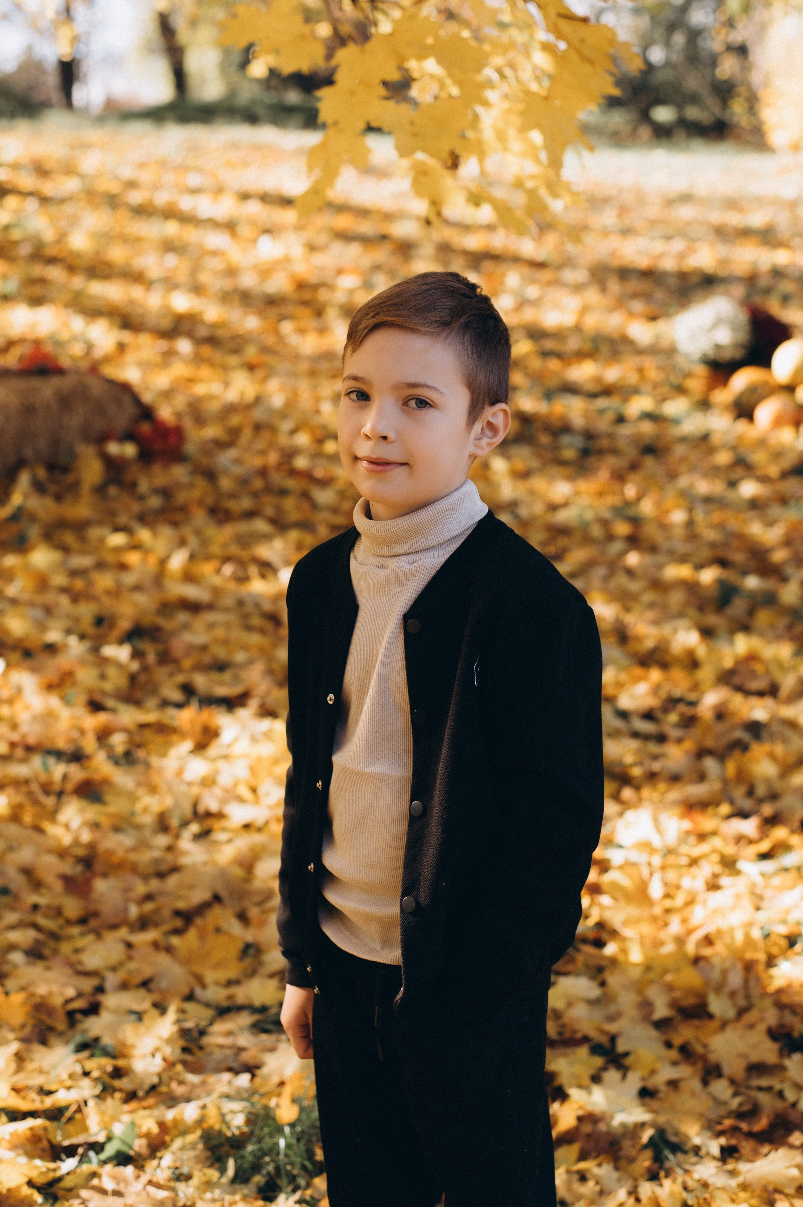 Осіння фотосесія 4 класу на віньєтки, випускні фотоальбоми Тернопіль, фотосесія випускників Тернопіль, шкільний випускний альбом Тернопіль. Сімейний, дитячий та індивідуальний фотограф в м. Тернопіль, м. Львів