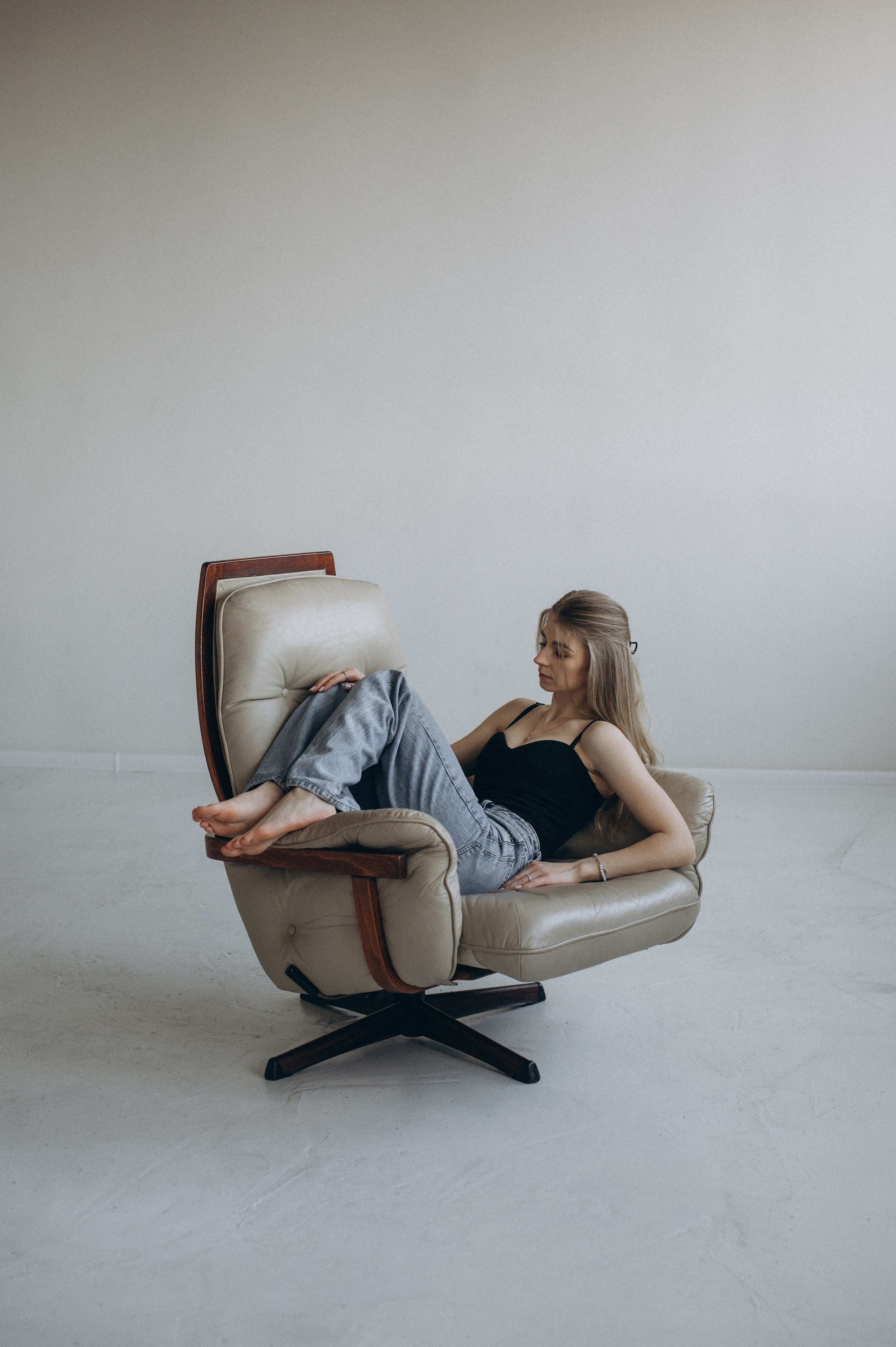 Портретна фотосесія, портретний фотограф Тернопіль Львів, індивідуальна фотосесія, зйомка у студії. Сімейний, дитячий та індивідуальний фотограф в м. Тернопіль, м. Львів