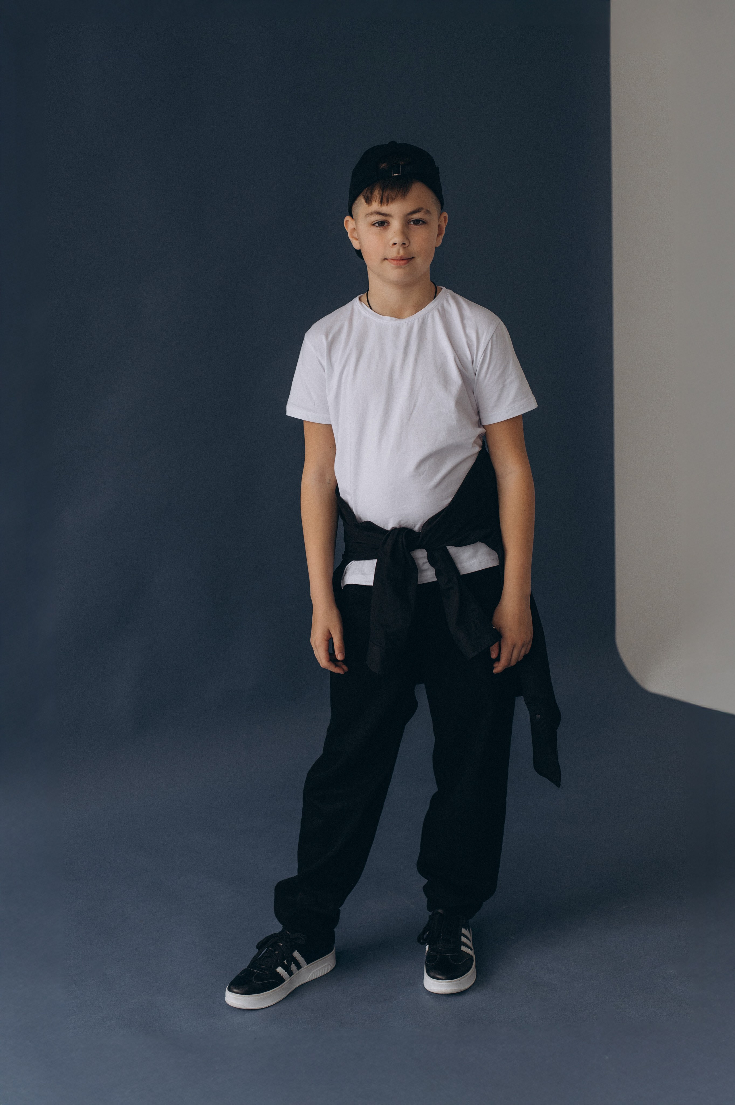 Шкільна фотосесія на віньєтки Тернопіль, шкільні альбоми, фотосесія випускників Тернопіль, випускний альбом, фотограф випускний Тернопіль. Сімейний, дитячий та індивідуальний фотограф в м. Тернопіль, м. Львів