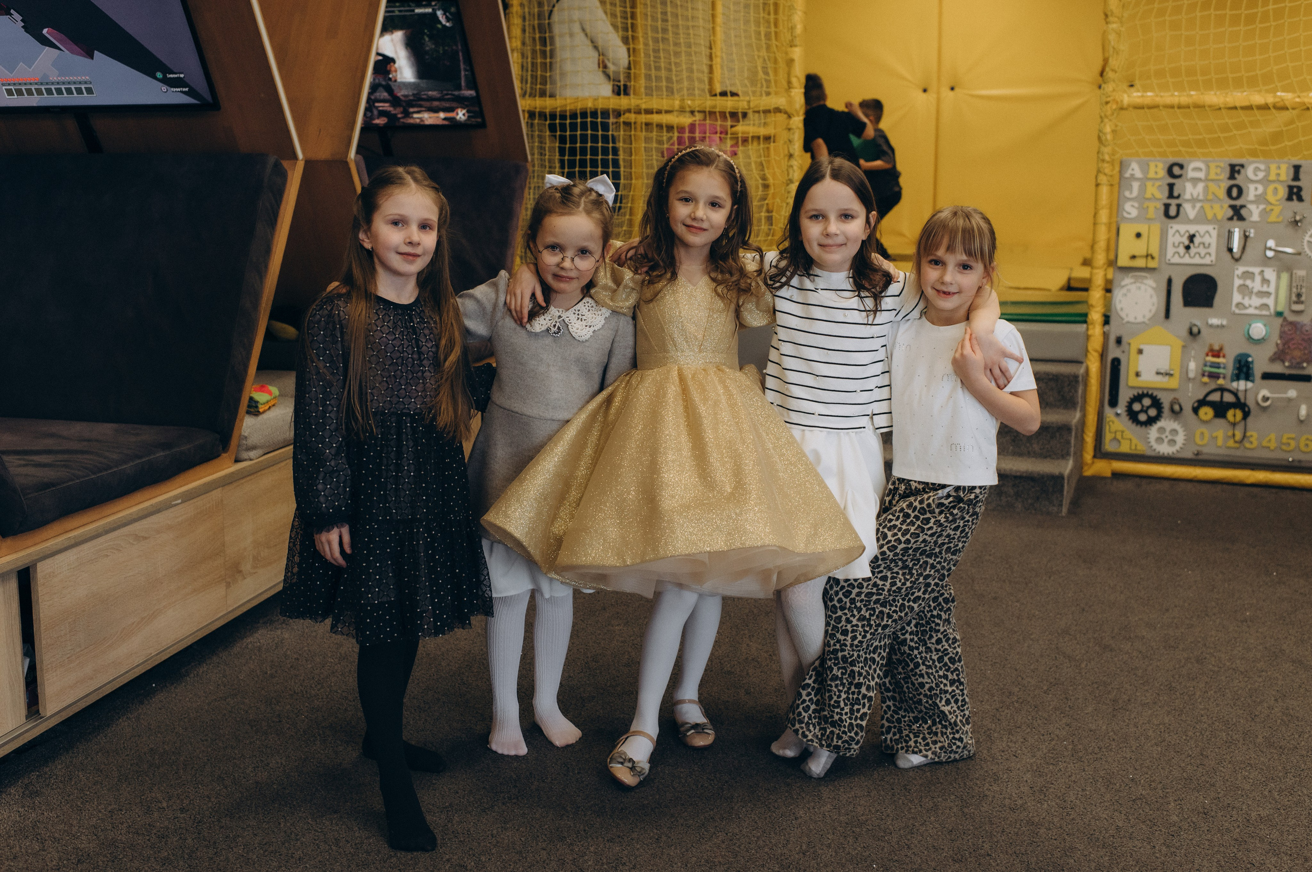 Фотосесія дня народження дитини, зйомка дитячого дня народження, фотосесія дитячого дня народження Тернопіль. Сімейний, дитячий та індивідуальний фотограф в м. Тернопіль, м. Львів