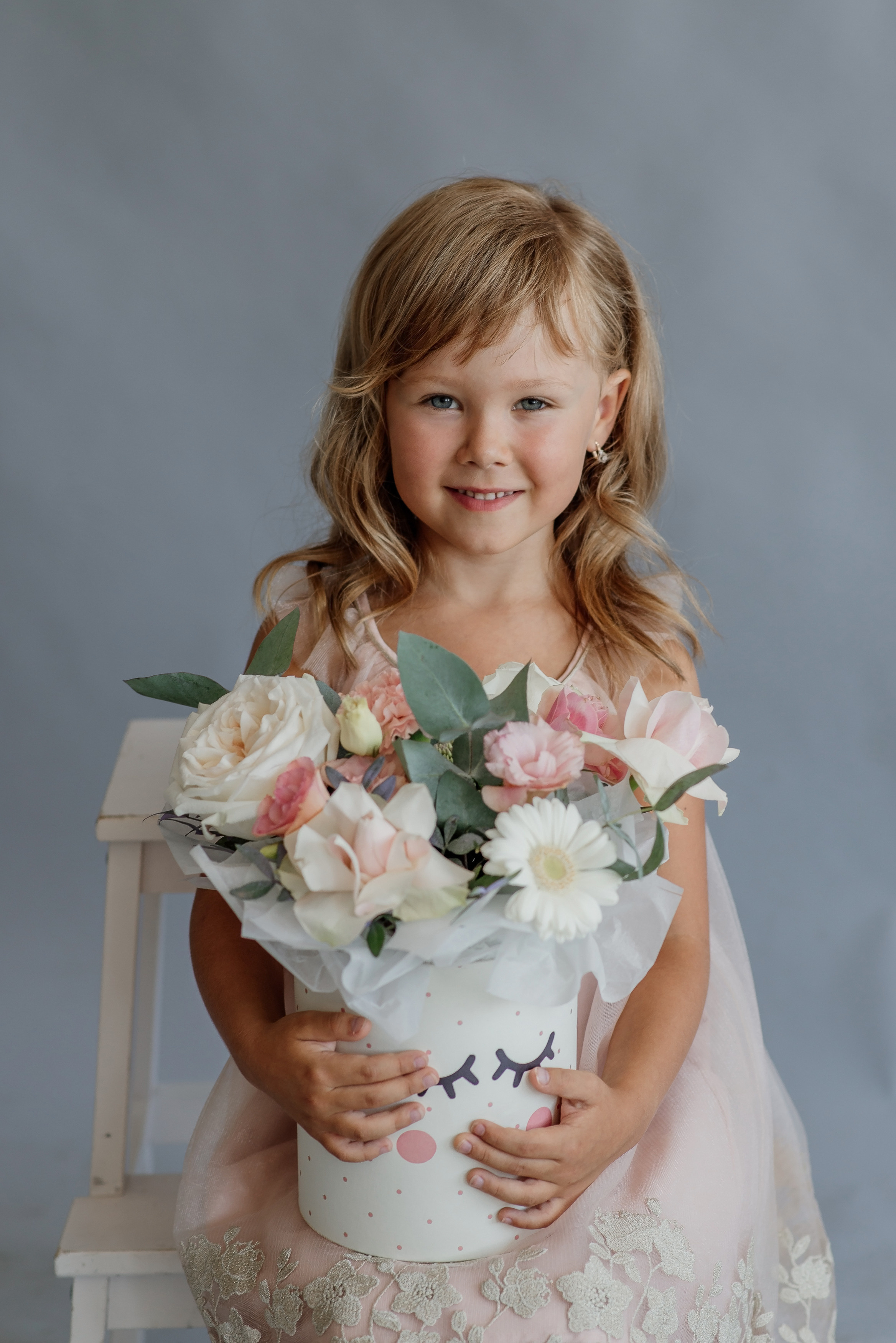 Студійна фотосесія з квітами для квіткової крамниці Sparkle. Тернопіль. Сімейний, дитячий та індивідуальний фотограф в м. Тернопіль, м. Львів