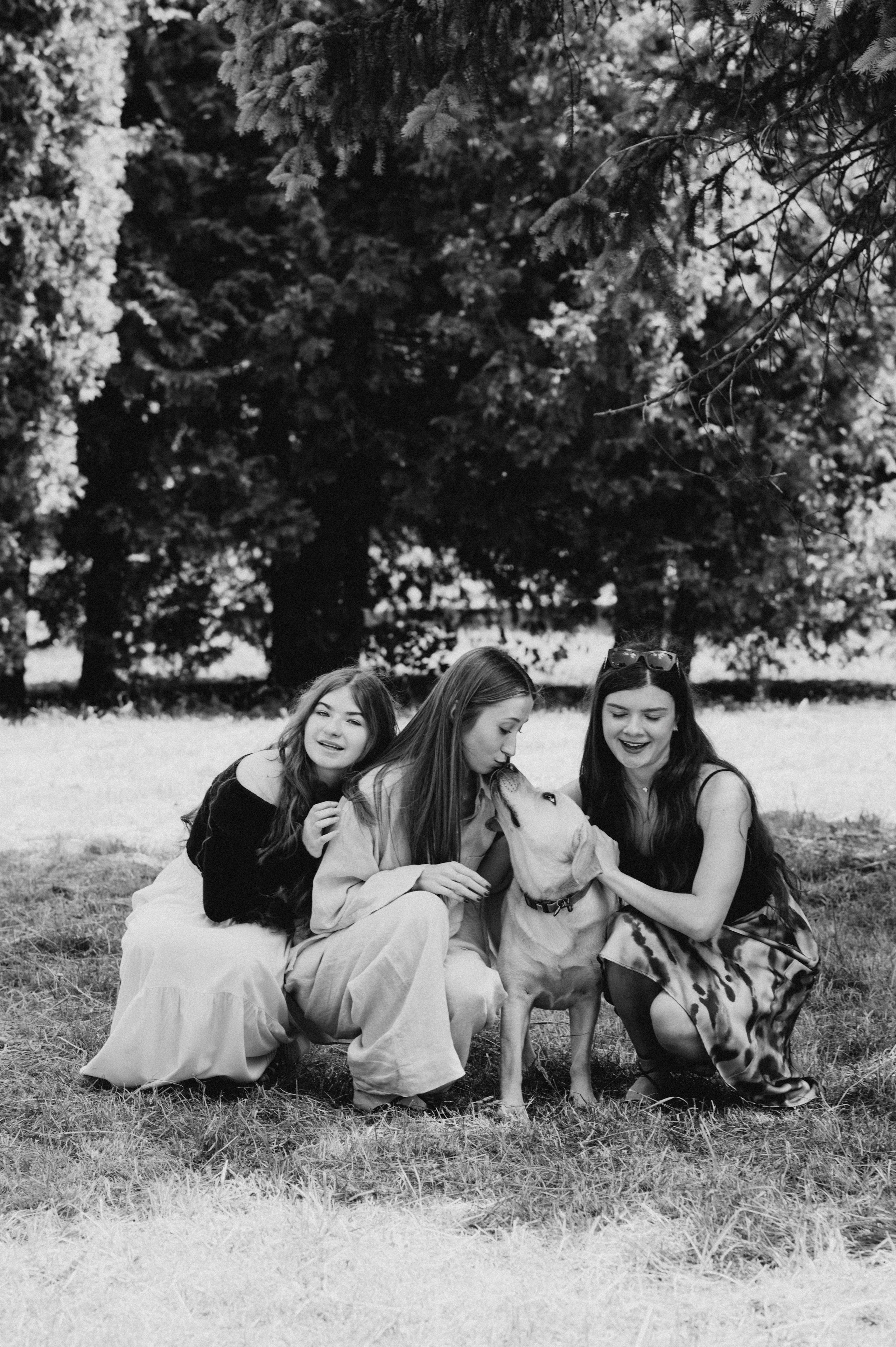 Фотосесія випускників, зйомка випускників Тернопіль Львів, випускні фотоальбоми Тернопіль, шкільні фотоальбоми Тернопіль. Сімейний, дитячий та індивідуальний фотограф в м. Тернопіль, м. Львів