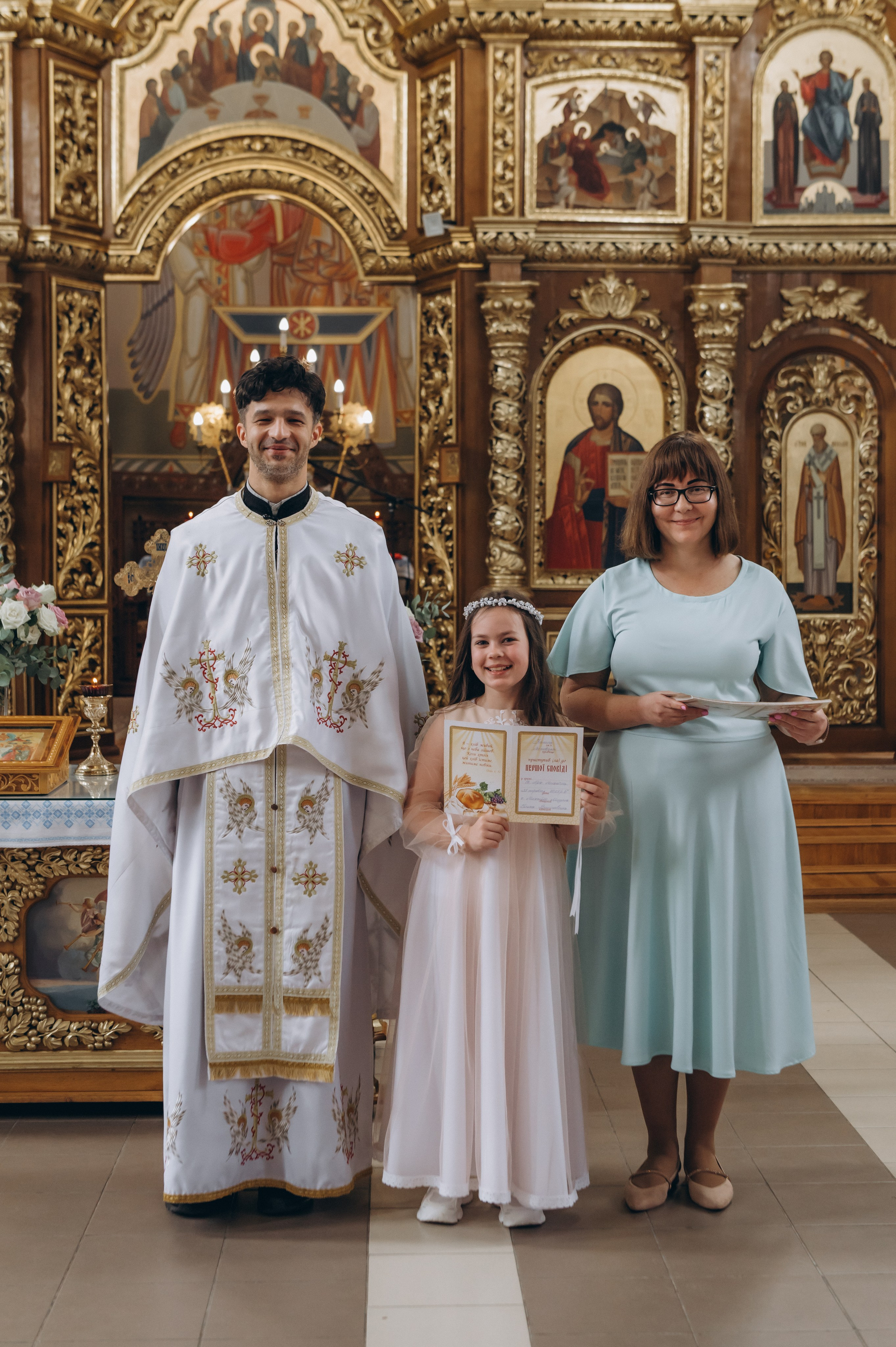 Фотосесія Причастя Тернопіль, зйомка Причастя, фотограф на Причастя Тернопіль, Причастя Львів, Причастя церква Михаїла Тернопіль. Сімейний, дитячий та індивідуальний фотограф в м. Тернопіль, м. Львів
