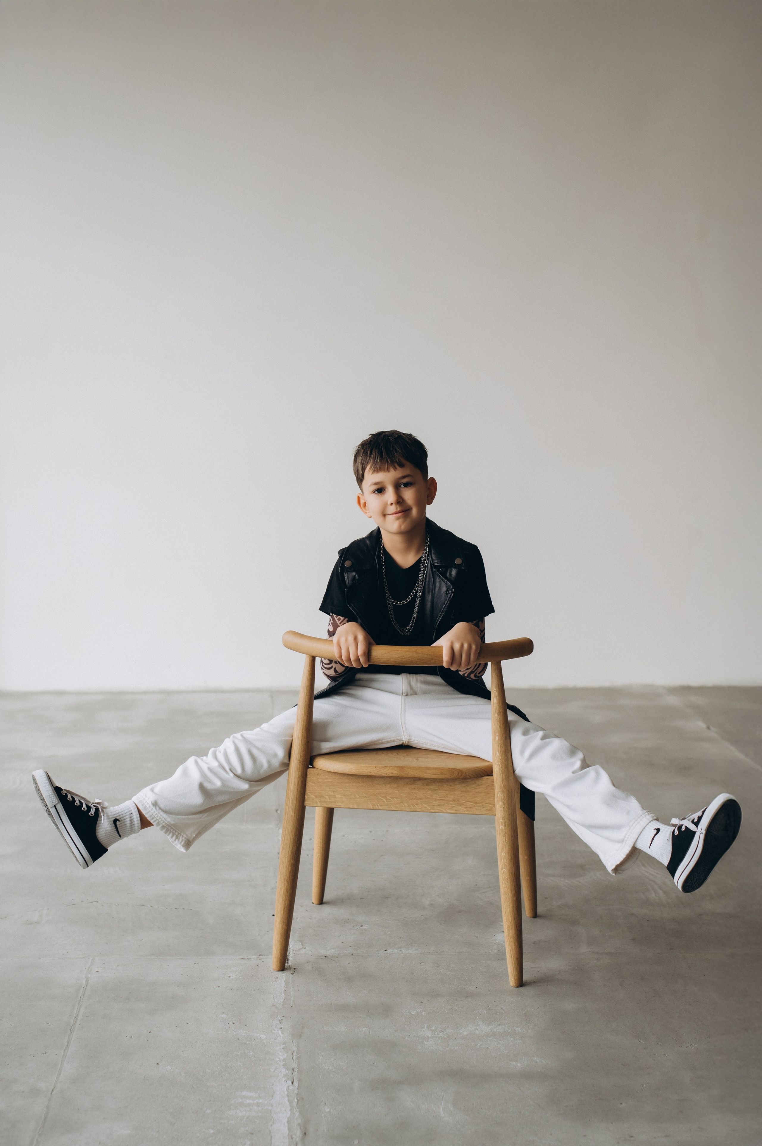 Фотосесія 10 років, фотосесія дня народження дитини, зйомка дітей Тернопіль, сімейний фотограф Тернопіль, портретний фотограф Тернопіль. Сімейний, дитячий та індивідуальний фотограф в м. Тернопіль, м. Львів