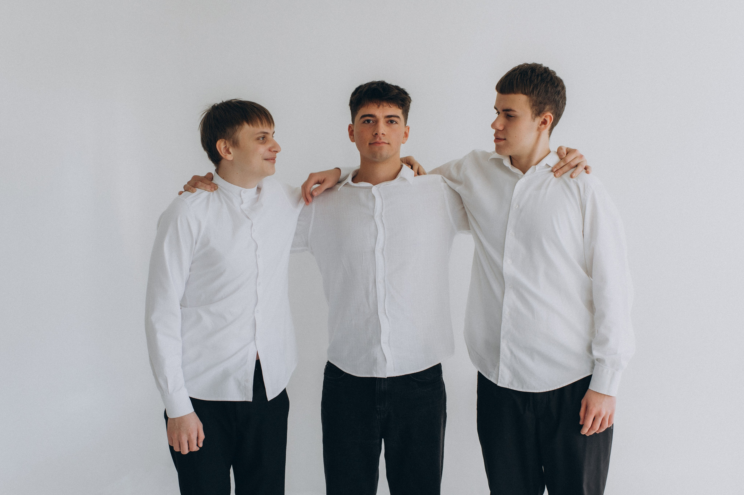 Фотосесія випускників, фотосесія на віньєтки Тернопіль, випускники Тернопіль, випуск 2025. Сімейний, дитячий та індивідуальний фотограф в м. Тернопіль, м. Львів