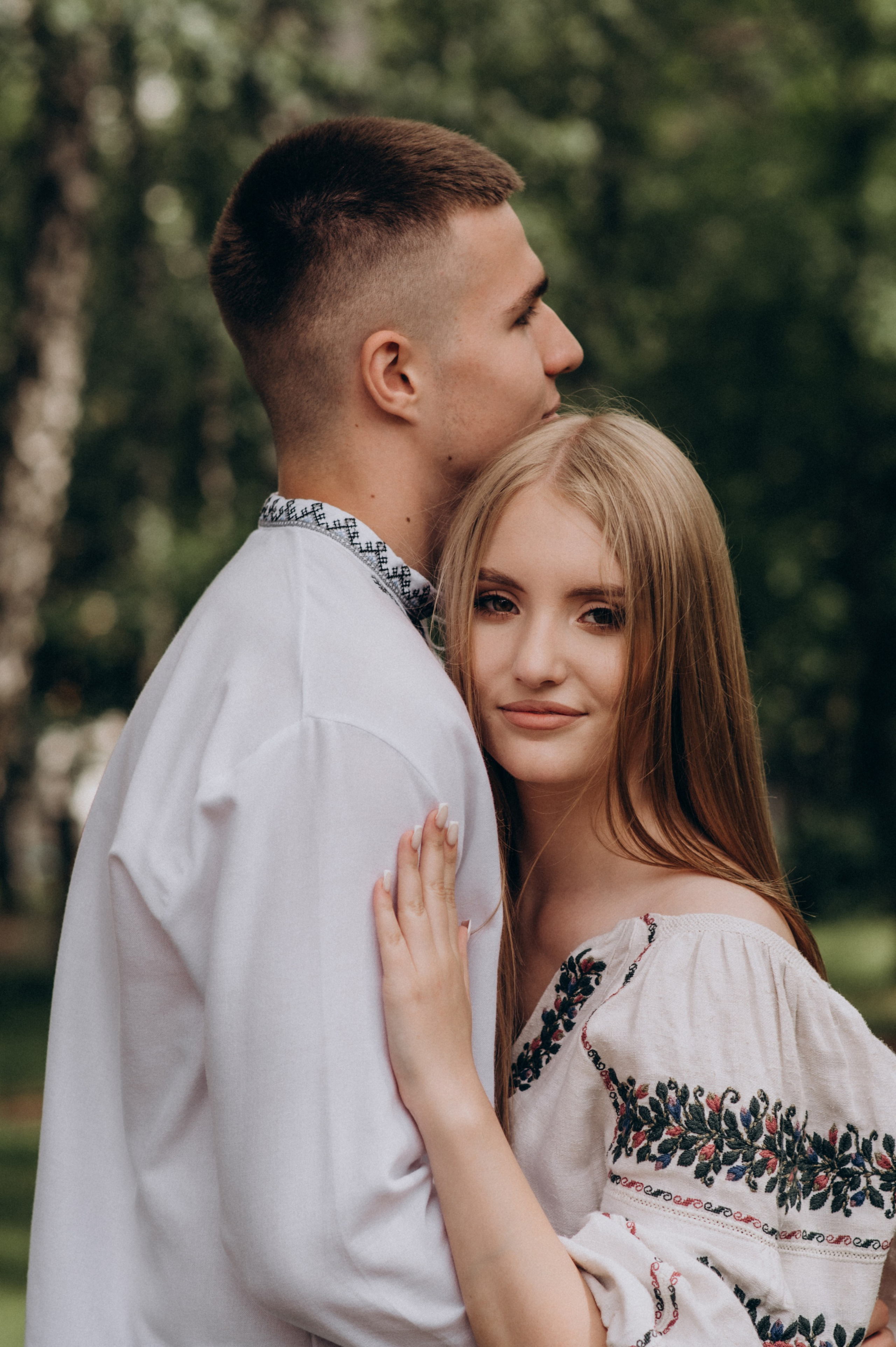 Фотосесія останнього дзвоника, фотосесія випускників Тернопіль, випускний 2024. Сімейний, дитячий та індивідуальний фотограф в м. Тернопіль, м. Львів