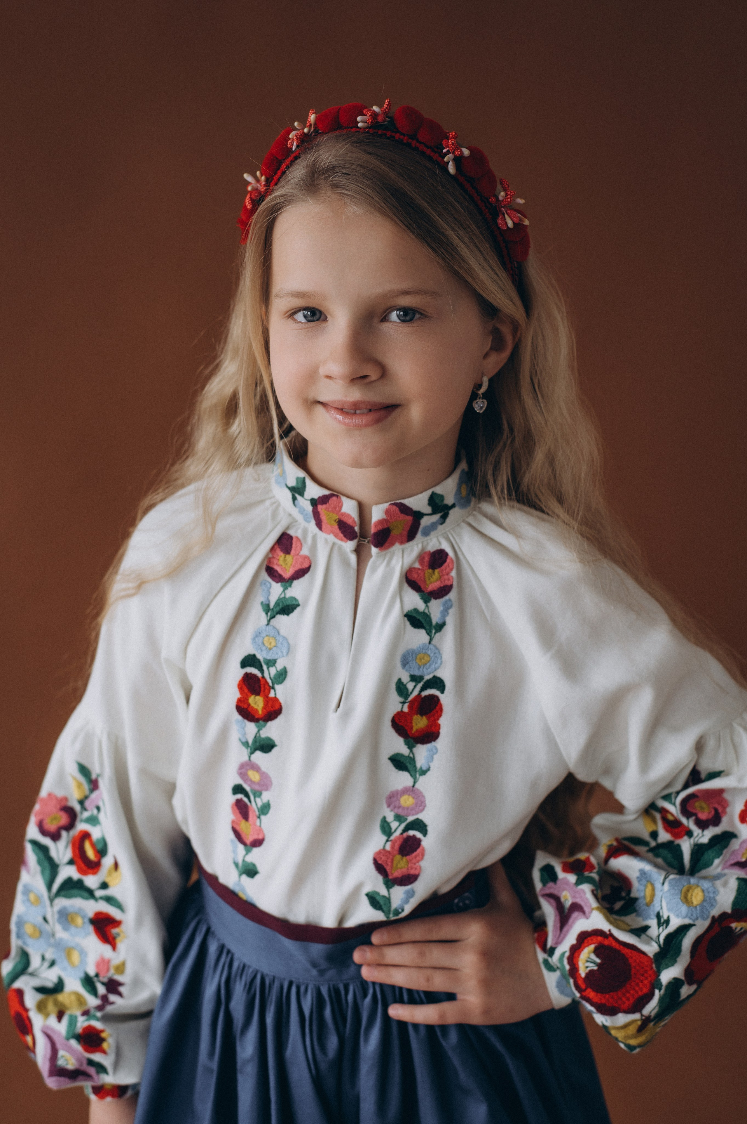 Шкільна фотосесія на віньєтки Тернопіль, фотосесія випускників Тернопіль, зйомка на віньєтки, шкільні фотоальбоми Тернопіль. Сімейний, дитячий та індивідуальний фотограф в м. Тернопіль, м. Львів