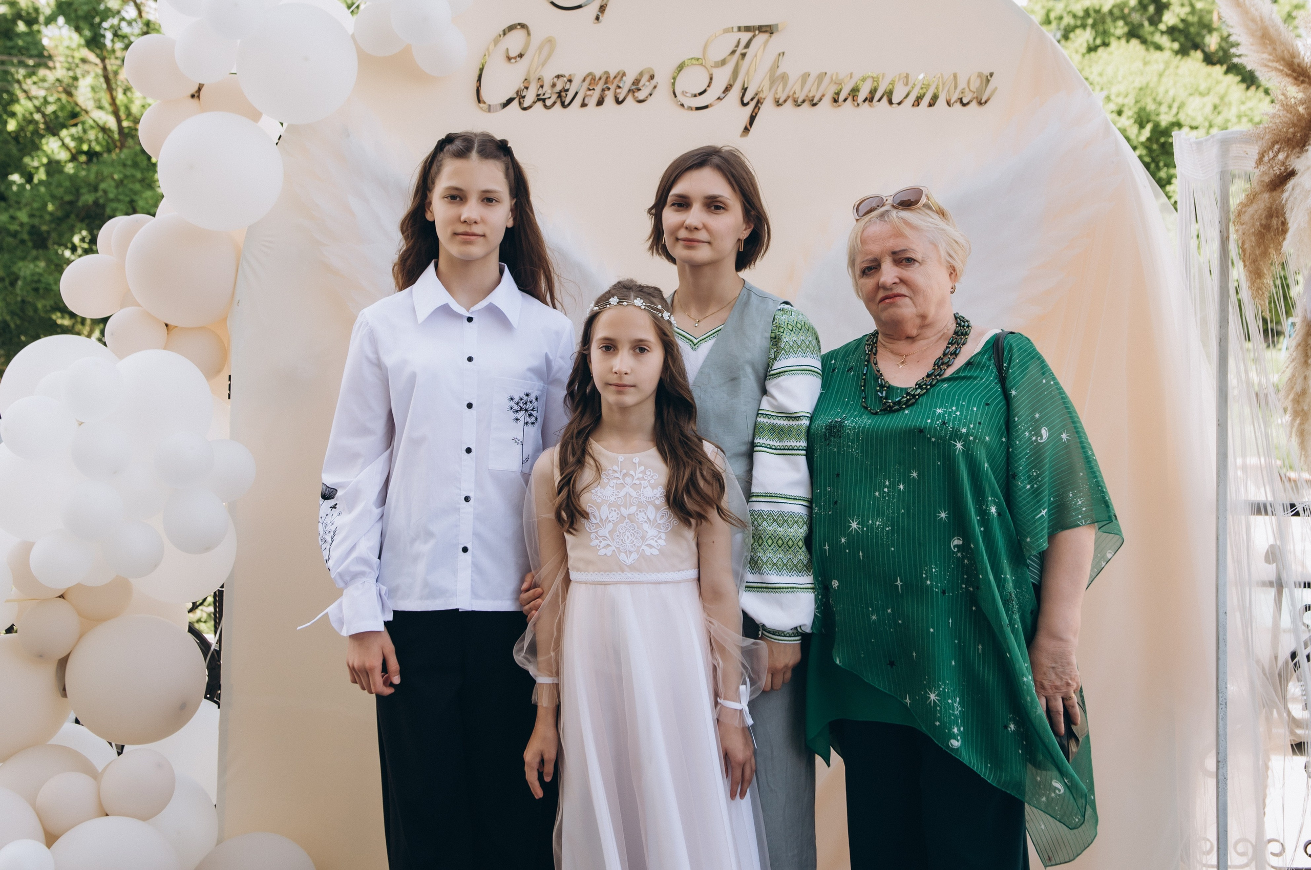 Фотосесія Причастя Тернопіль церква Св Михаїла, фотограф на Причастя Тернопіль, фотосесія Літургії Причастя Тернопіль. Сімейний, дитячий та індивідуальний фотограф в м. Тернопіль, м. Львів