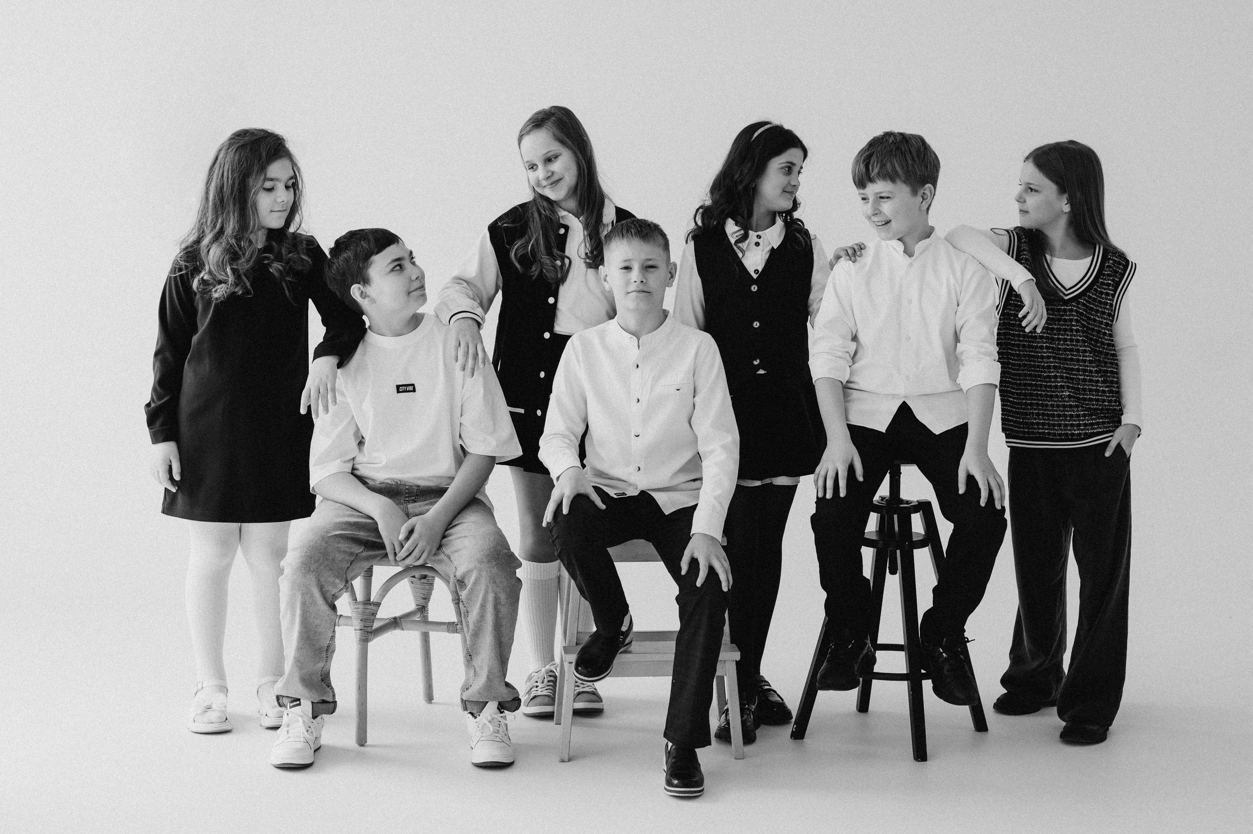 Шкільна фотосесія на віньєтки Тернопіль, шкільні альбоми, фотосесія випускників Тернопіль, випускний альбом, фотограф випускний Тернопіль. Сімейний, дитячий та індивідуальний фотограф в м. Тернопіль, м. Львів