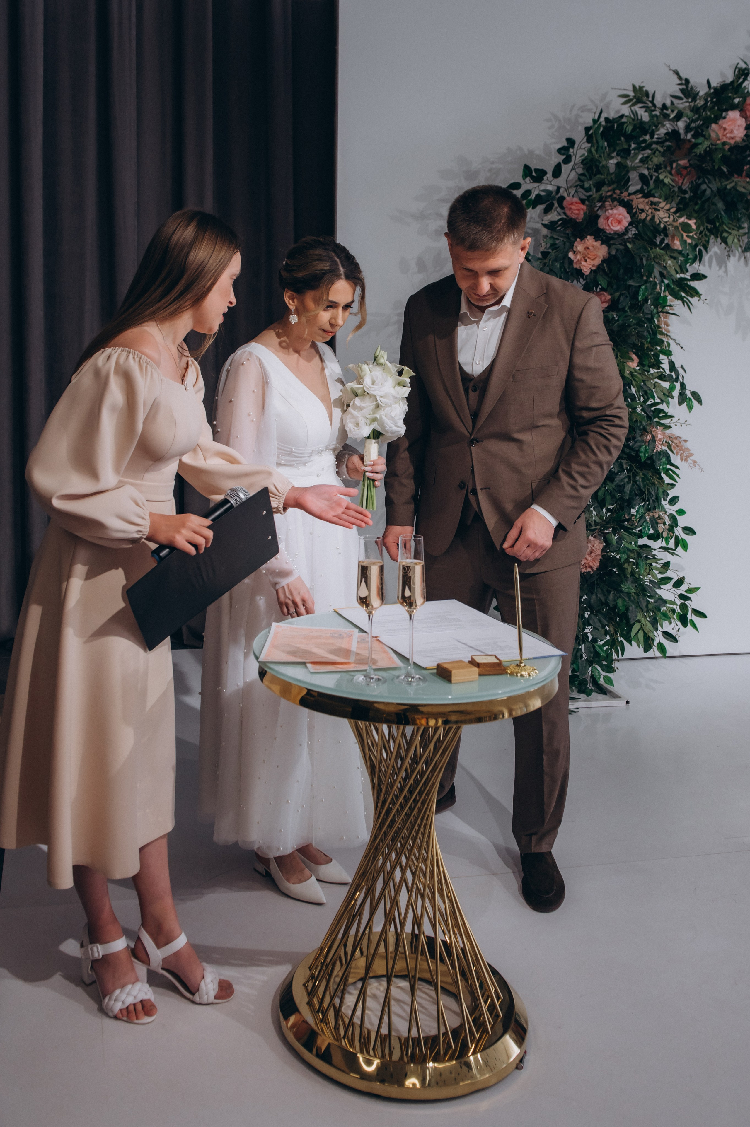 Фотосесія розпису в РАЦС Тернопіль, фотограф на розпис Тернопіль, розпис Березіль, фотосесія весілля Тернопіль. Сімейний, дитячий та індивідуальний фотограф в м. Тернопіль, м. Львів