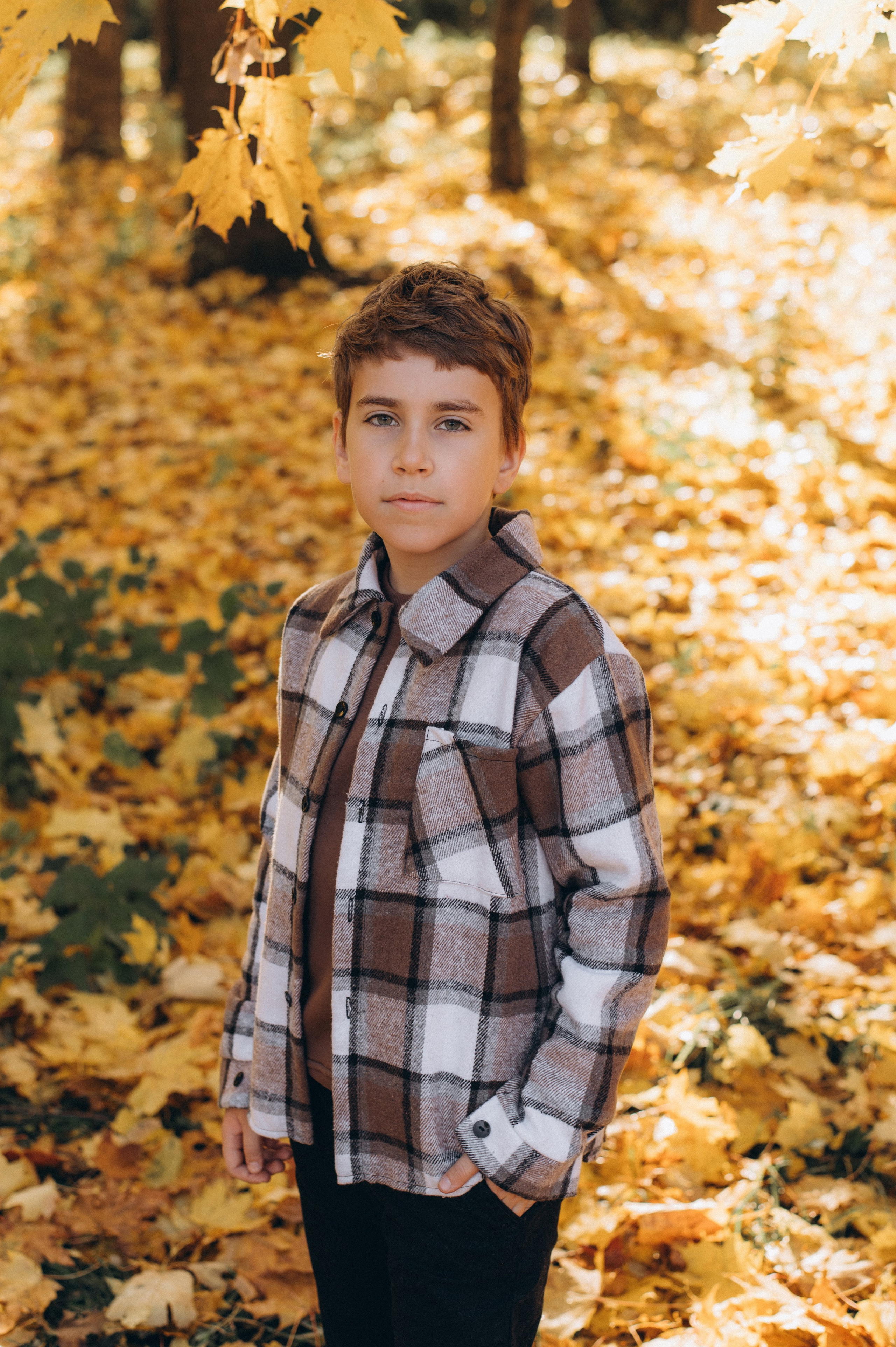 Осіння фотосесія 4 класу на віньєтки, випускні фотоальбоми Тернопіль, фотосесія випускників Тернопіль, шкільний випускний альбом Тернопіль. Сімейний, дитячий та індивідуальний фотограф в м. Тернопіль, м. Львів