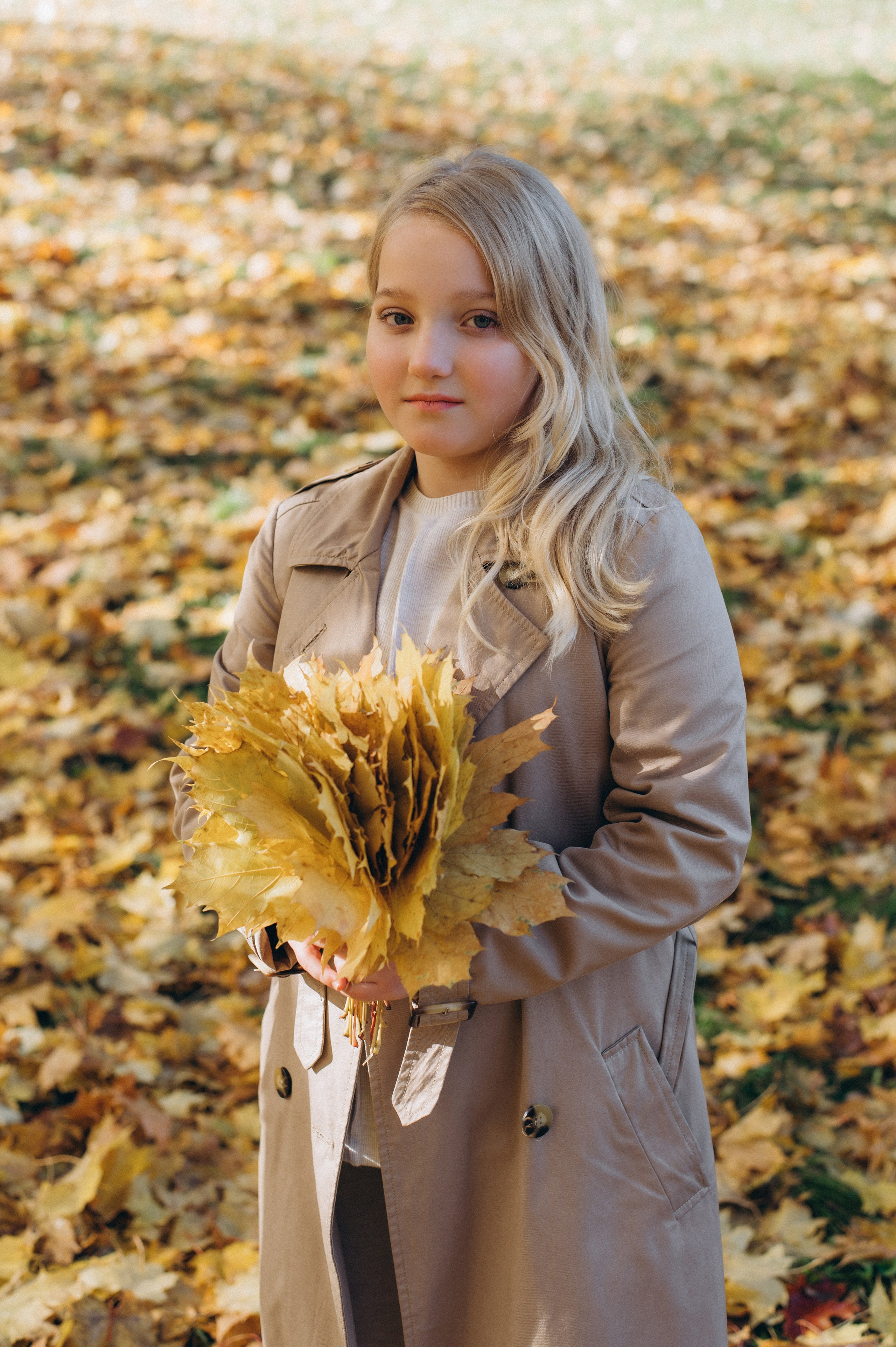 Осіння фотосесія 4 класу на віньєтки, випускні фотоальбоми Тернопіль, фотосесія випускників Тернопіль, шкільний випускний альбом Тернопіль. Сімейний, дитячий та індивідуальний фотограф в м. Тернопіль, м. Львів