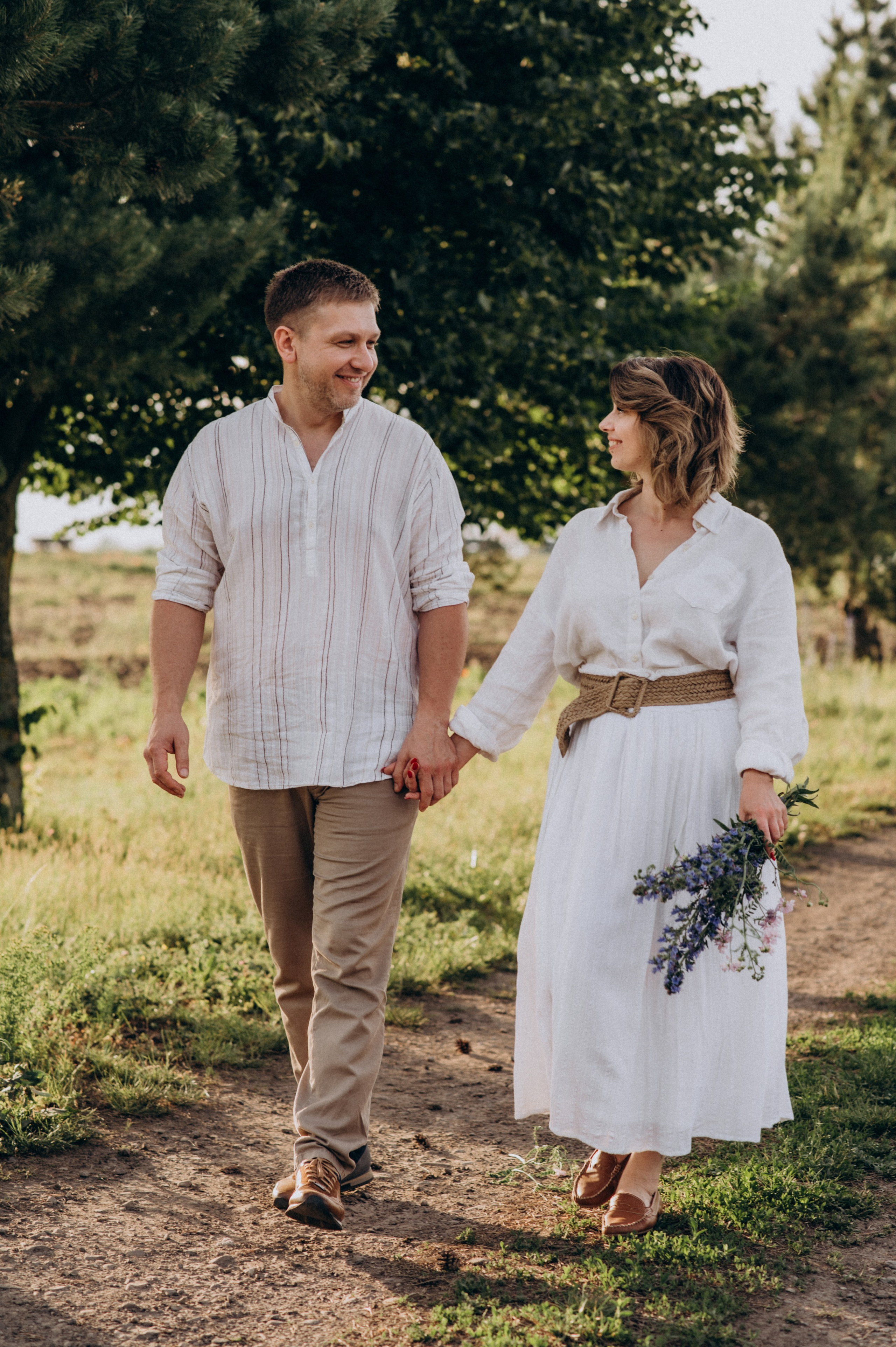 Сімейна фотосесія на природі, зйомка з собакою, фотосесія лавсторі Тернопіль. Сімейний, дитячий та індивідуальний фотограф в м. Тернопіль, м. Львів