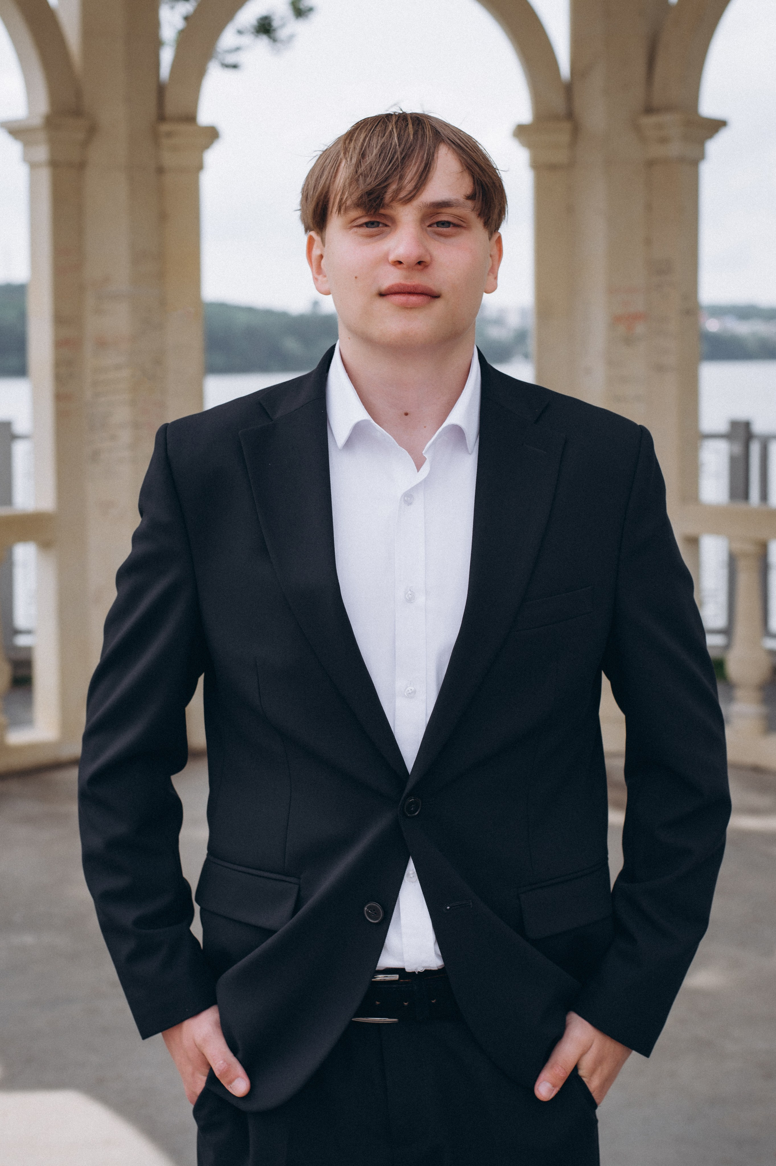 Випускники 2025, фотосесія випускного Тернопіль, фотосесія випускників Тернопіль, зйомка випускного, фотосесія випускного. Сімейний, дитячий та індивідуальний фотограф в м. Тернопіль, м. Львів