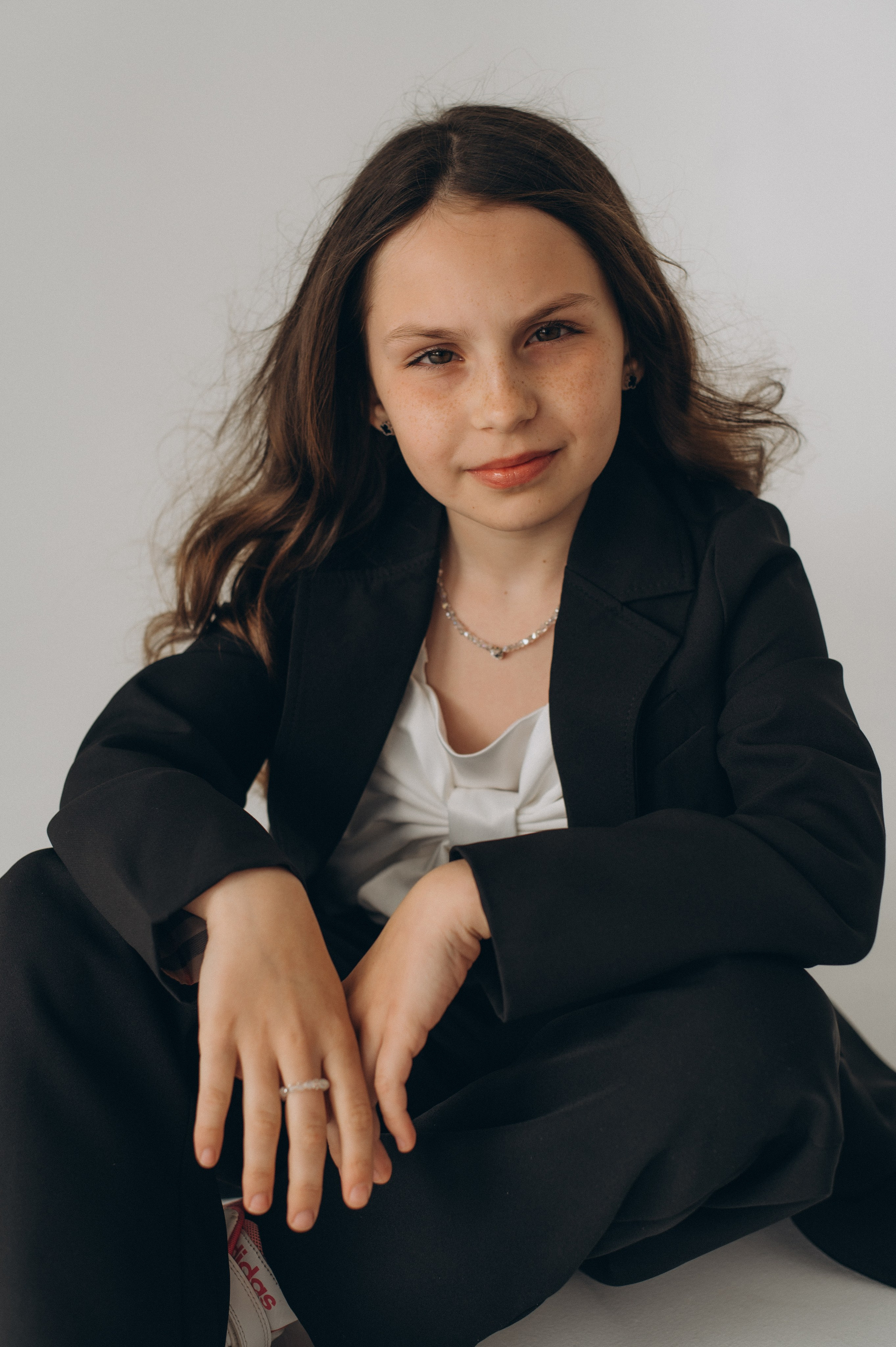 Шкільна фотосесія на віньєтки Тернопіль, шкільні альбоми, фотосесія випускників Тернопіль, випускний альбом, фотограф випускний Тернопіль. Сімейний, дитячий та індивідуальний фотограф в м. Тернопіль, м. Львів