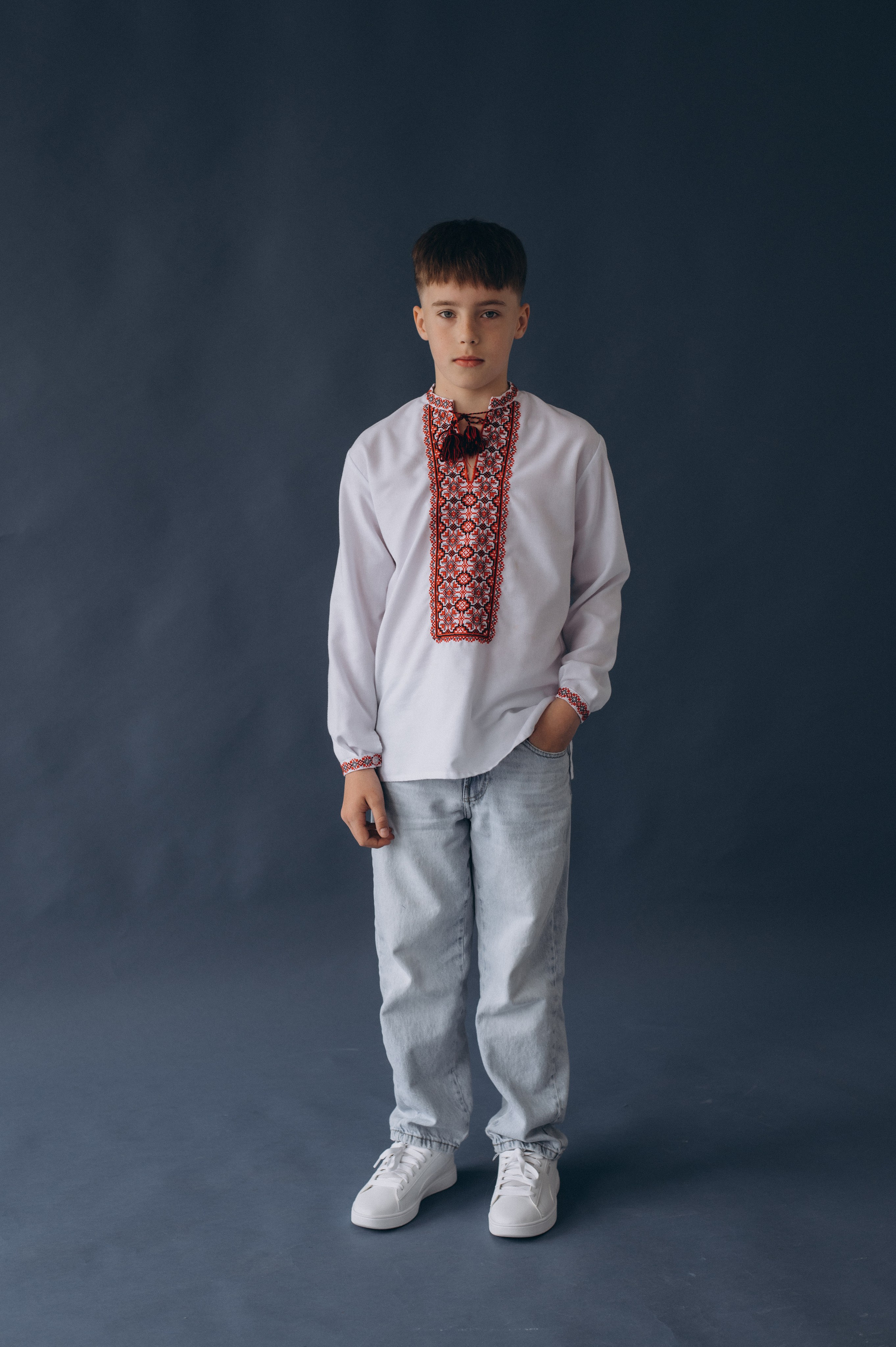 Шкільна фотосесія на віньєтки Тернопіль, фотосесія випускників Тернопіль, зйомка на віньєтки, шкільні фотоальбоми Тернопіль. Сімейний, дитячий та індивідуальний фотограф в м. Тернопіль, м. Львів