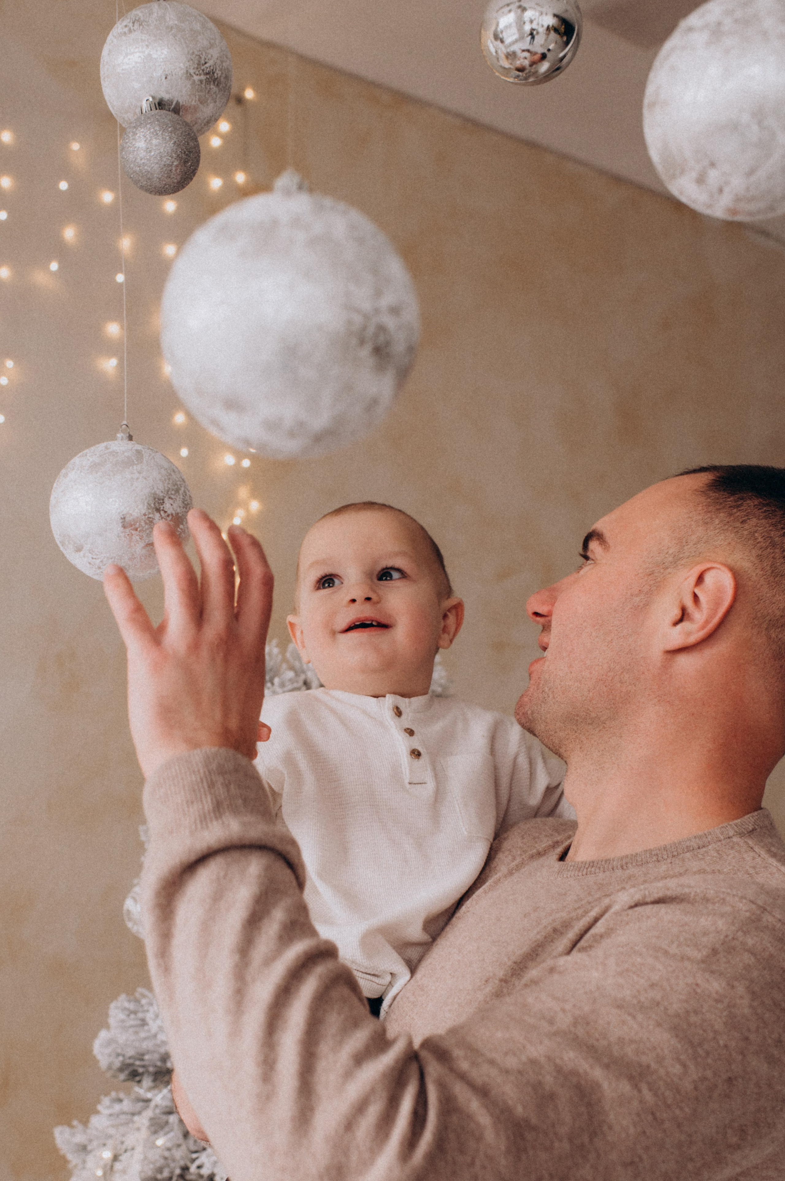 Новорічна фотосесія у студії, фотосесія Львів, сімейна фотосесія Тернопіль. Сімейний, дитячий та індивідуальний фотограф в м. Тернопіль, м. Львів