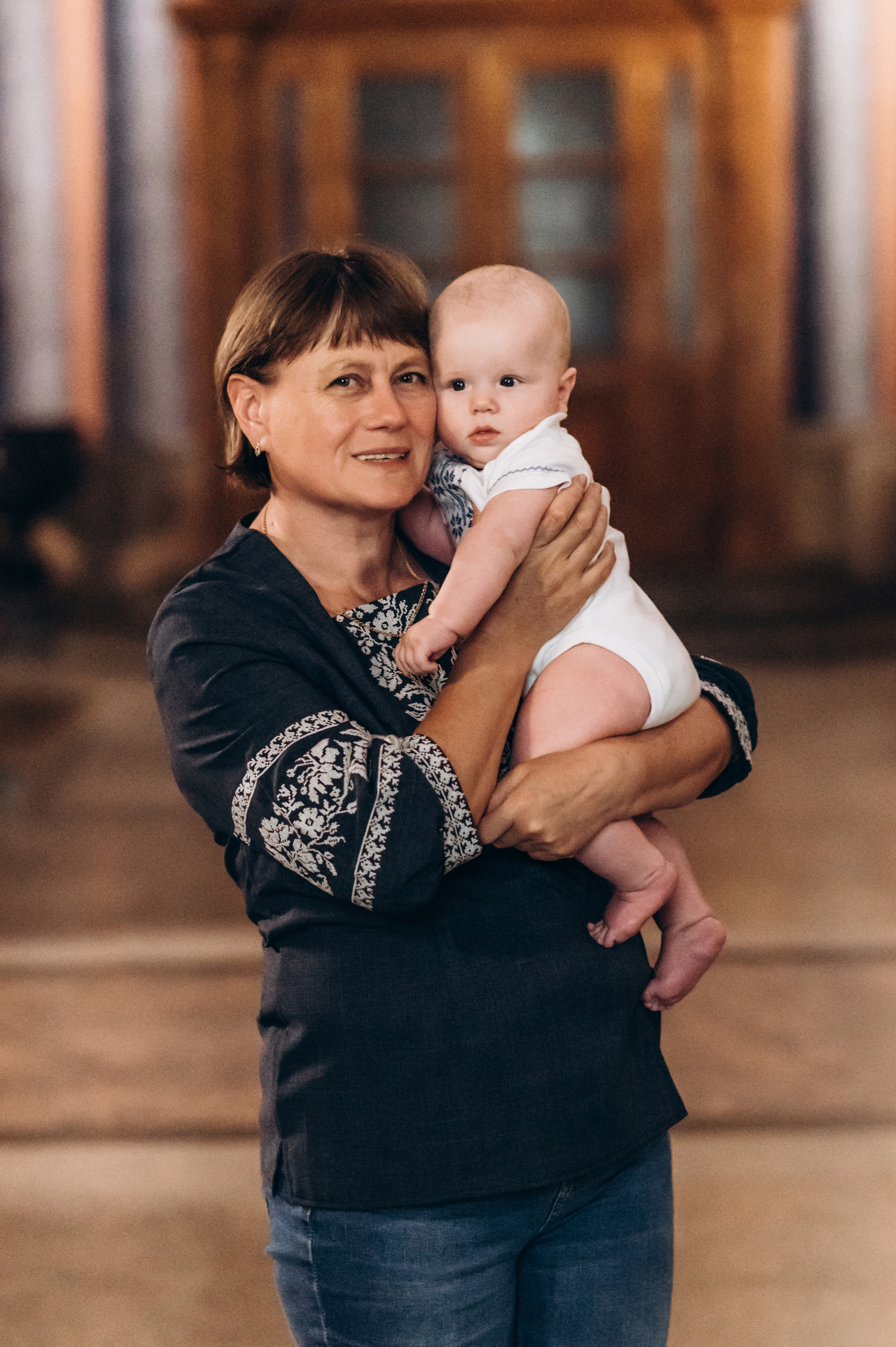 Хрещення Марка, Бернардинський монастир, Львів. Сімейний, дитячий та індивідуальний фотограф в м. Тернопіль, м. Львів