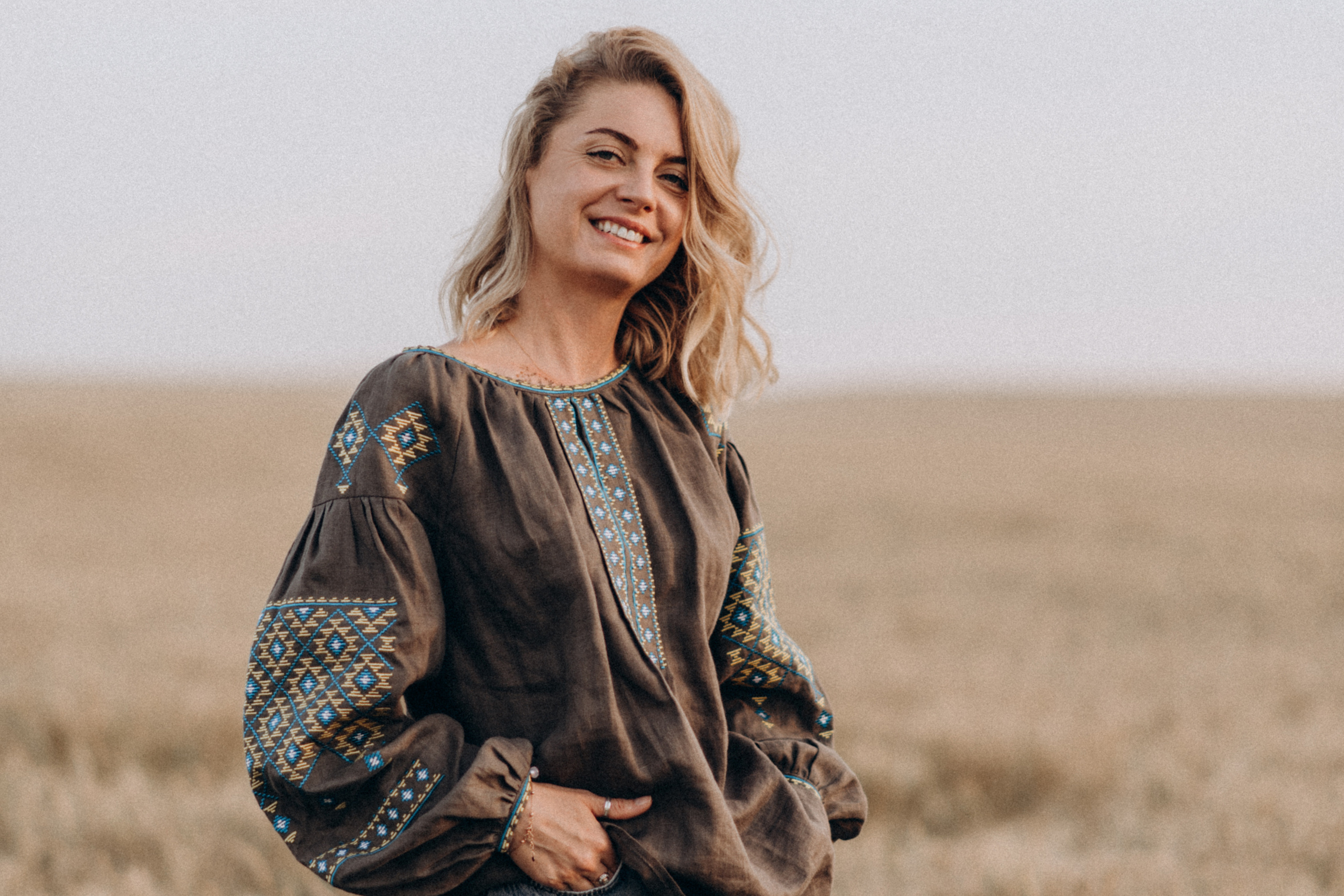 Фотосесія в пшениці та соняхах. Сімейний, дитячий та індивідуальний фотограф в м. Тернопіль, м. Львів